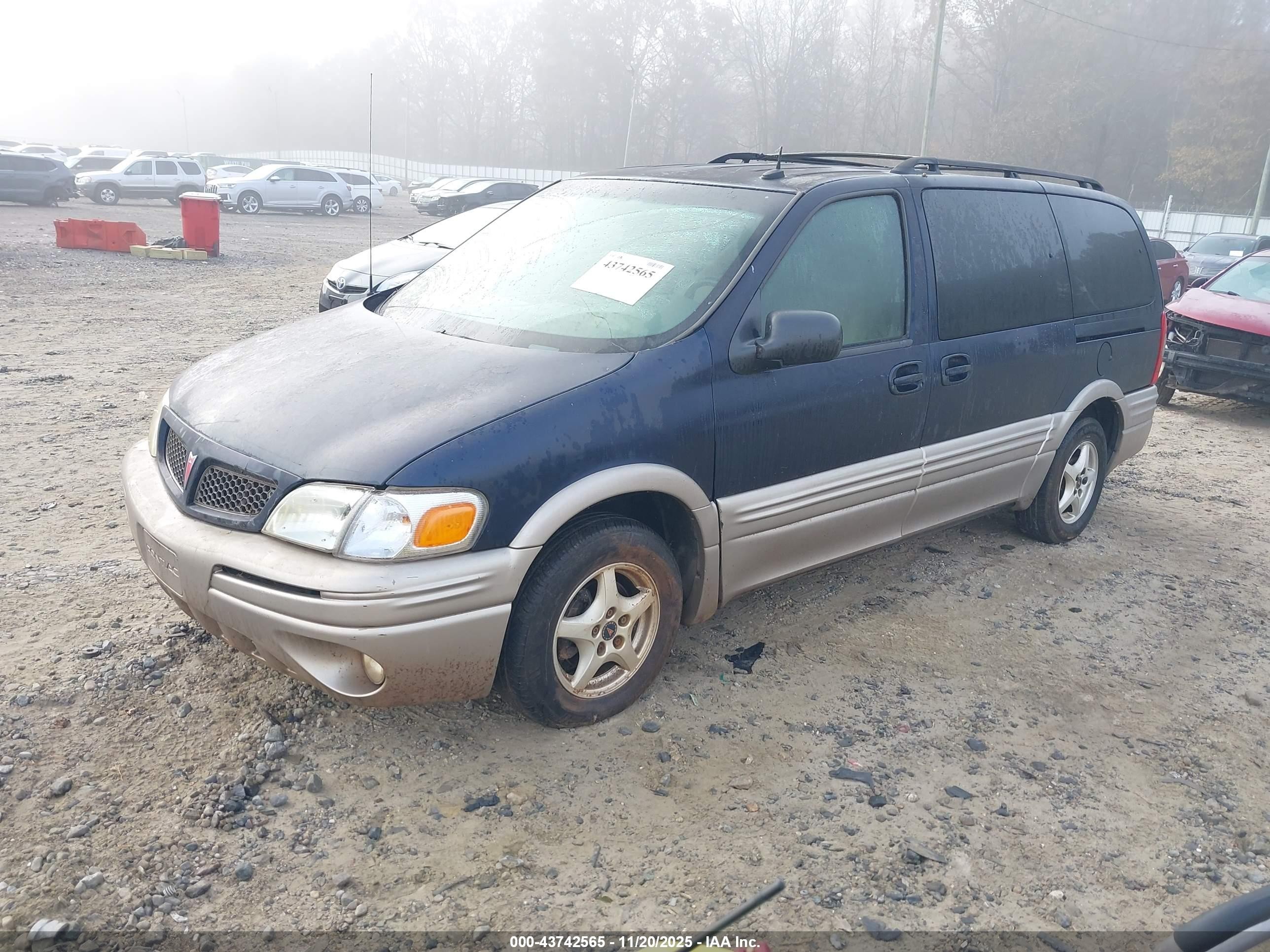 2002 Pontiac Montana M16 W/1se Pkg. Синий vin: 1GMDX13E22D236747