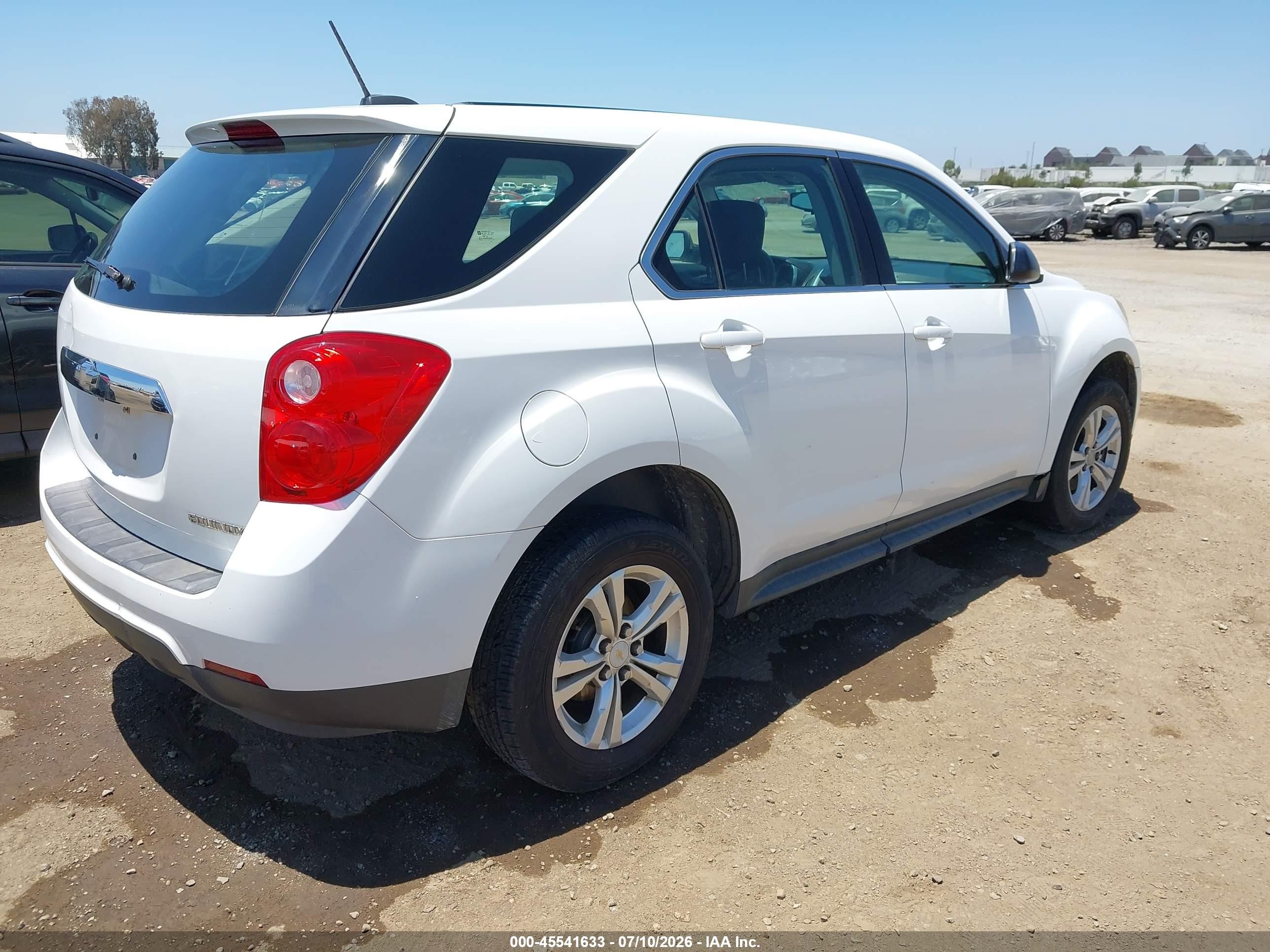 2015 Chevrolet Equinox Ls White vin: 1GNALAEK0FZ112028