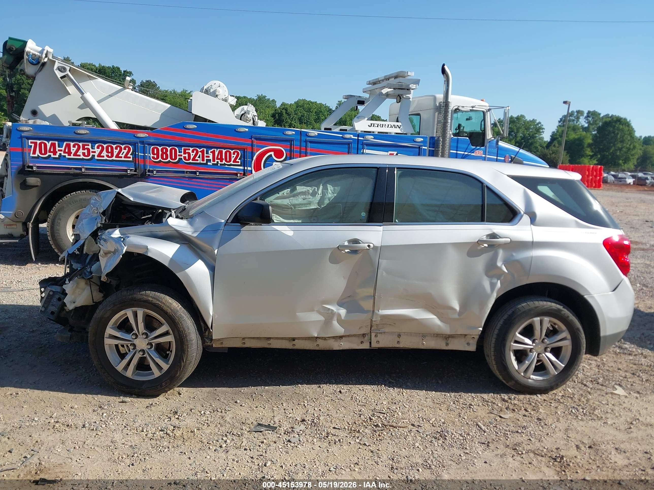 2014 Chevrolet Equinox Ls Silver vin: 1GNALAEK2EZ106309