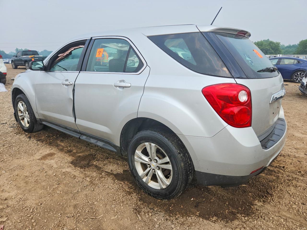 2015 Chevrolet Equinox Ls Silver vin: 1GNALAEK2FZ119661