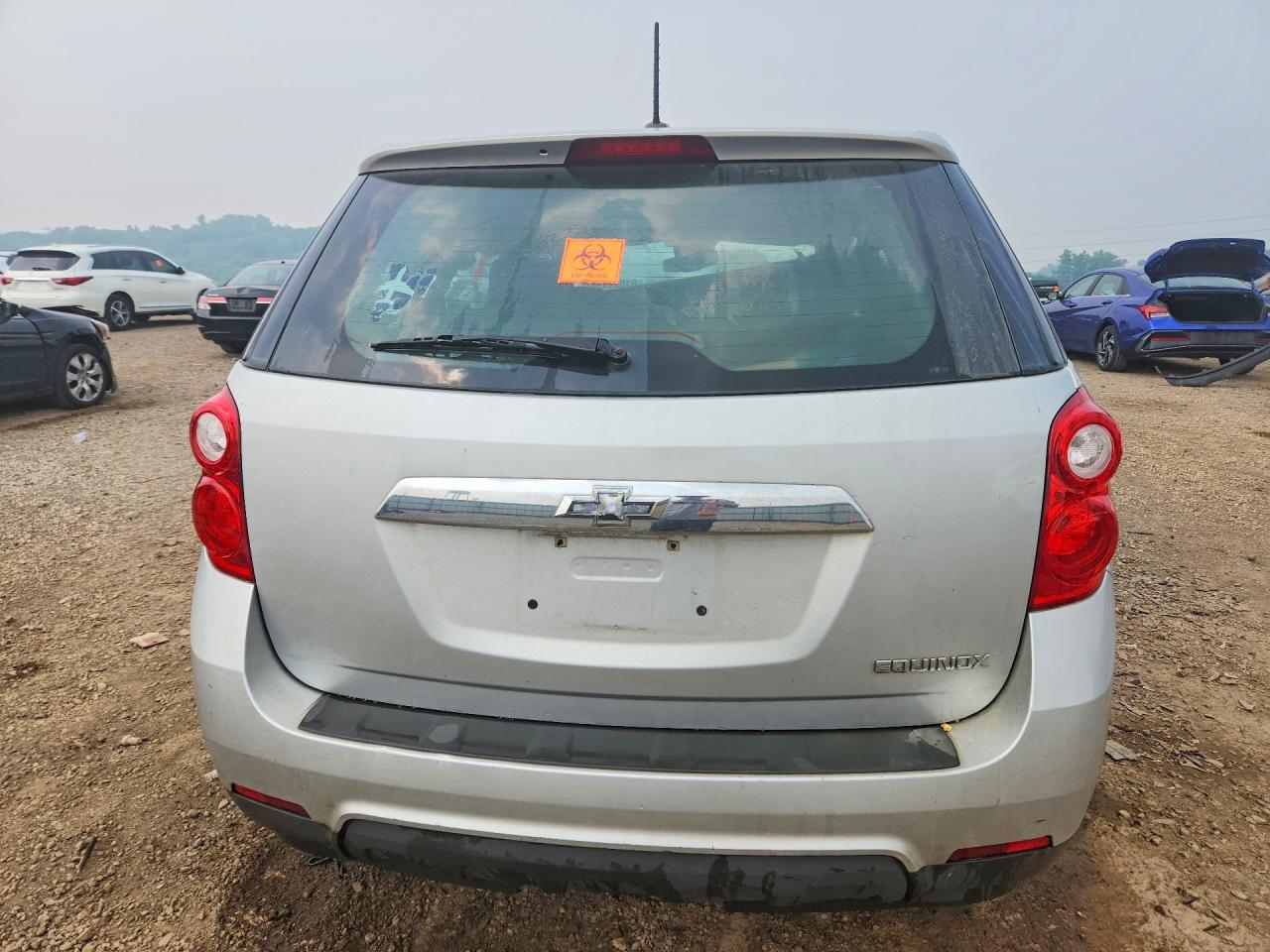 2015 Chevrolet Equinox Ls Silver vin: 1GNALAEK2FZ119661