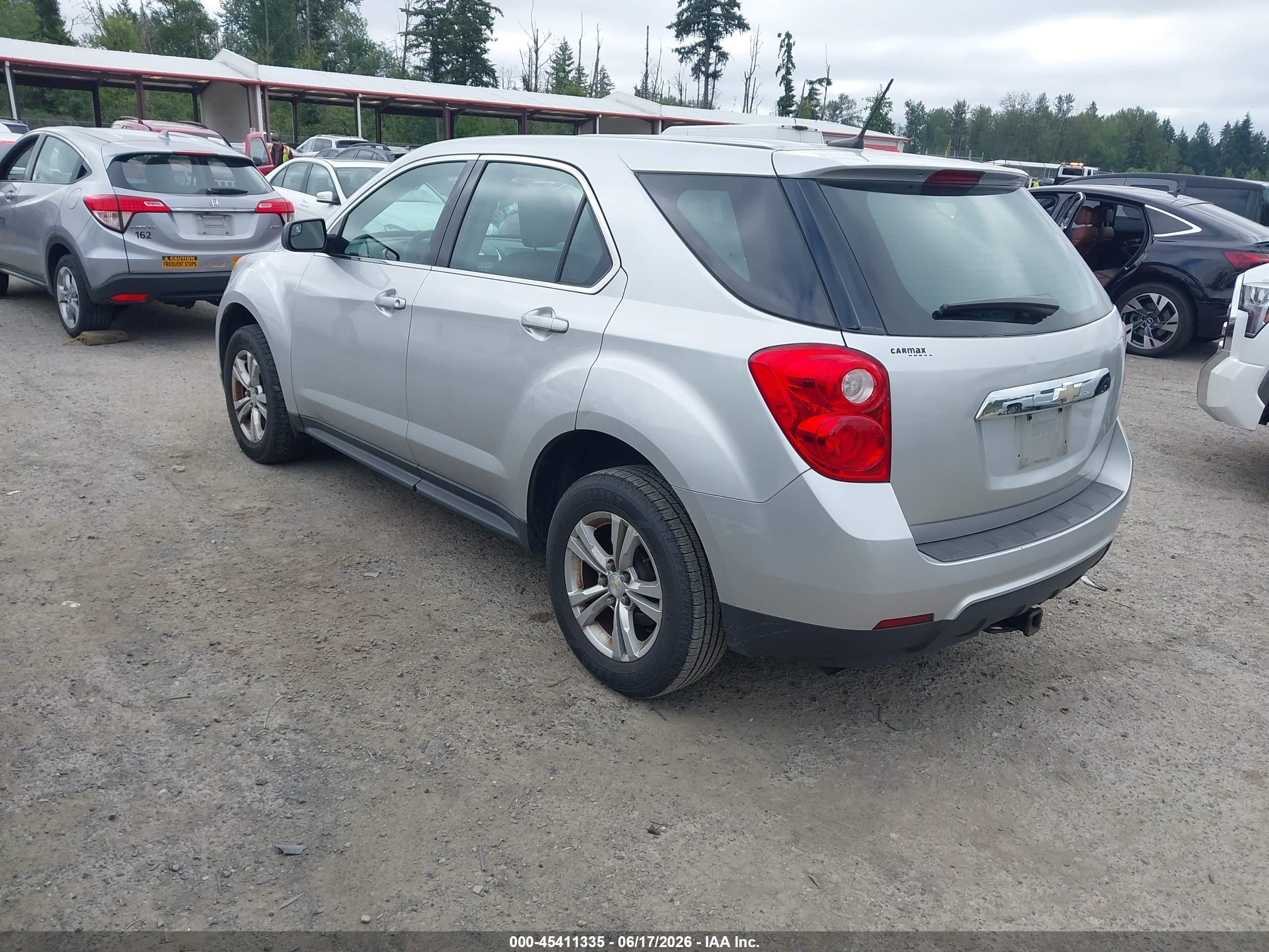 2014 Chevrolet Equinox Ls Серебряный vin: 1GNALAEK3EZ100664