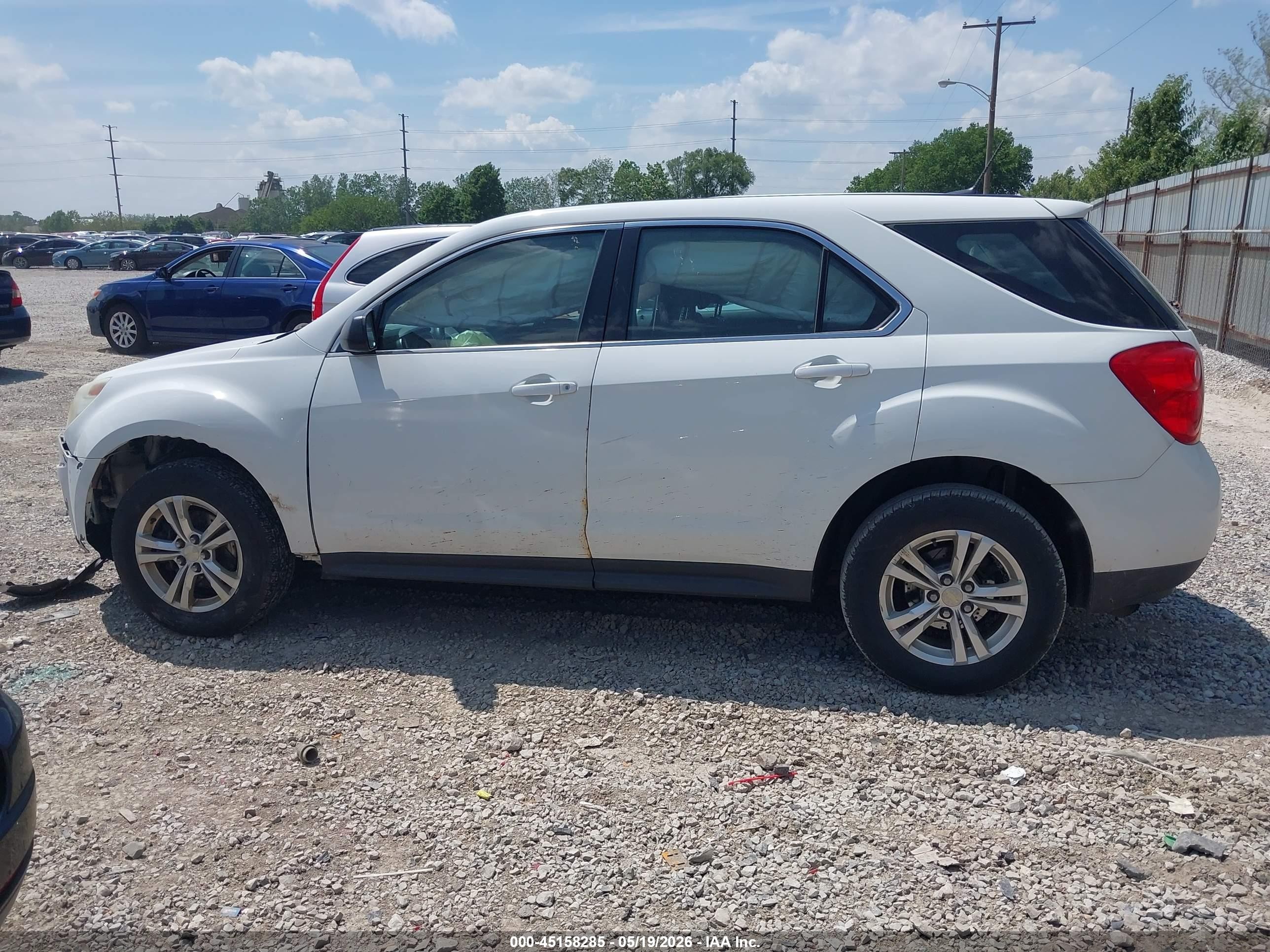 2014 Chevrolet Equinox Ls White vin: 1GNALAEK3EZ119778