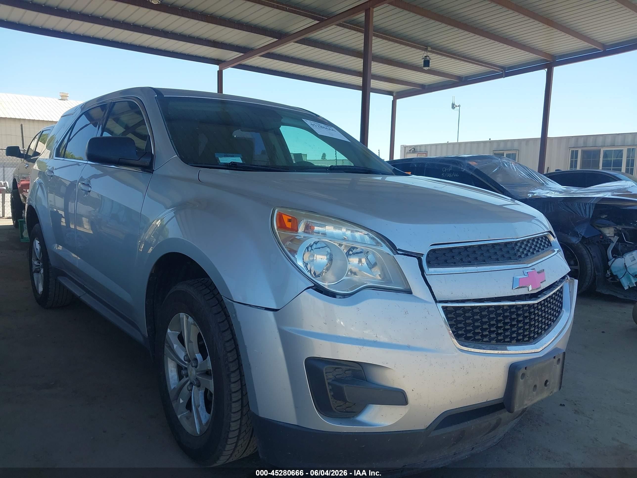 2014 Chevrolet Equinox Ls Серебряный vin: 1GNALAEK3EZ121658