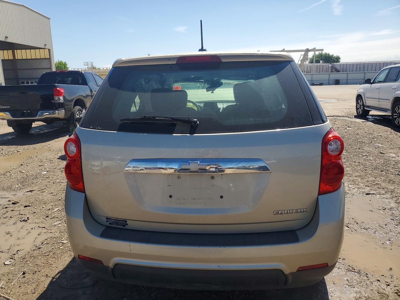 2015 Chevrolet Equinox Ls Gold vin: 1GNALAEK3FZ111200