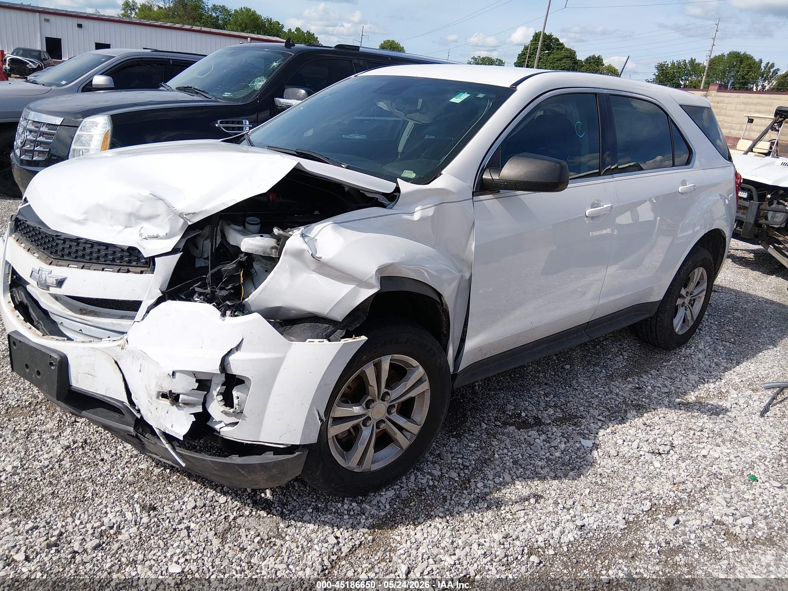 2014 Chevrolet Equinox Ls White vin: 1GNALAEK5EZ121032
