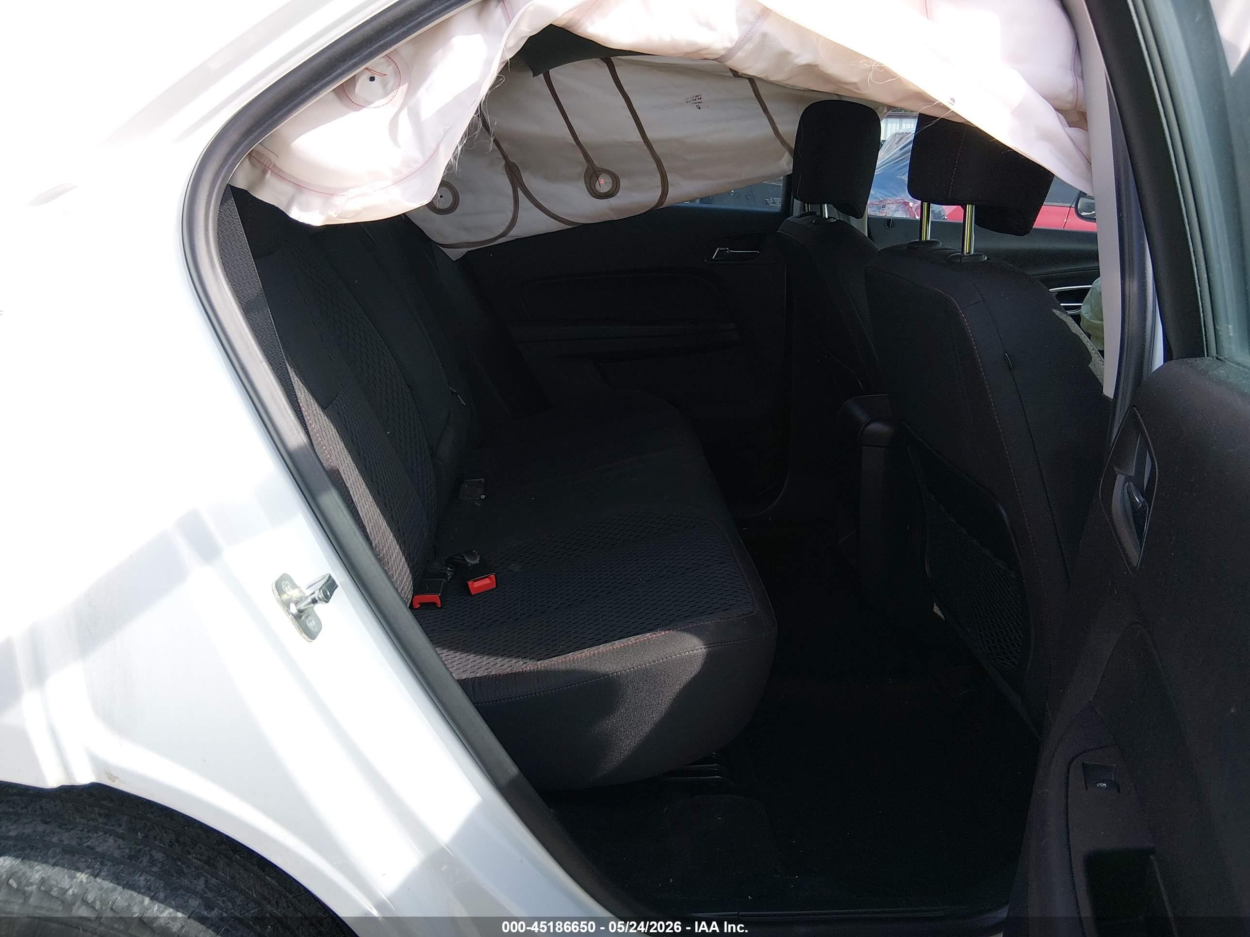 2014 Chevrolet Equinox Ls White vin: 1GNALAEK5EZ121032