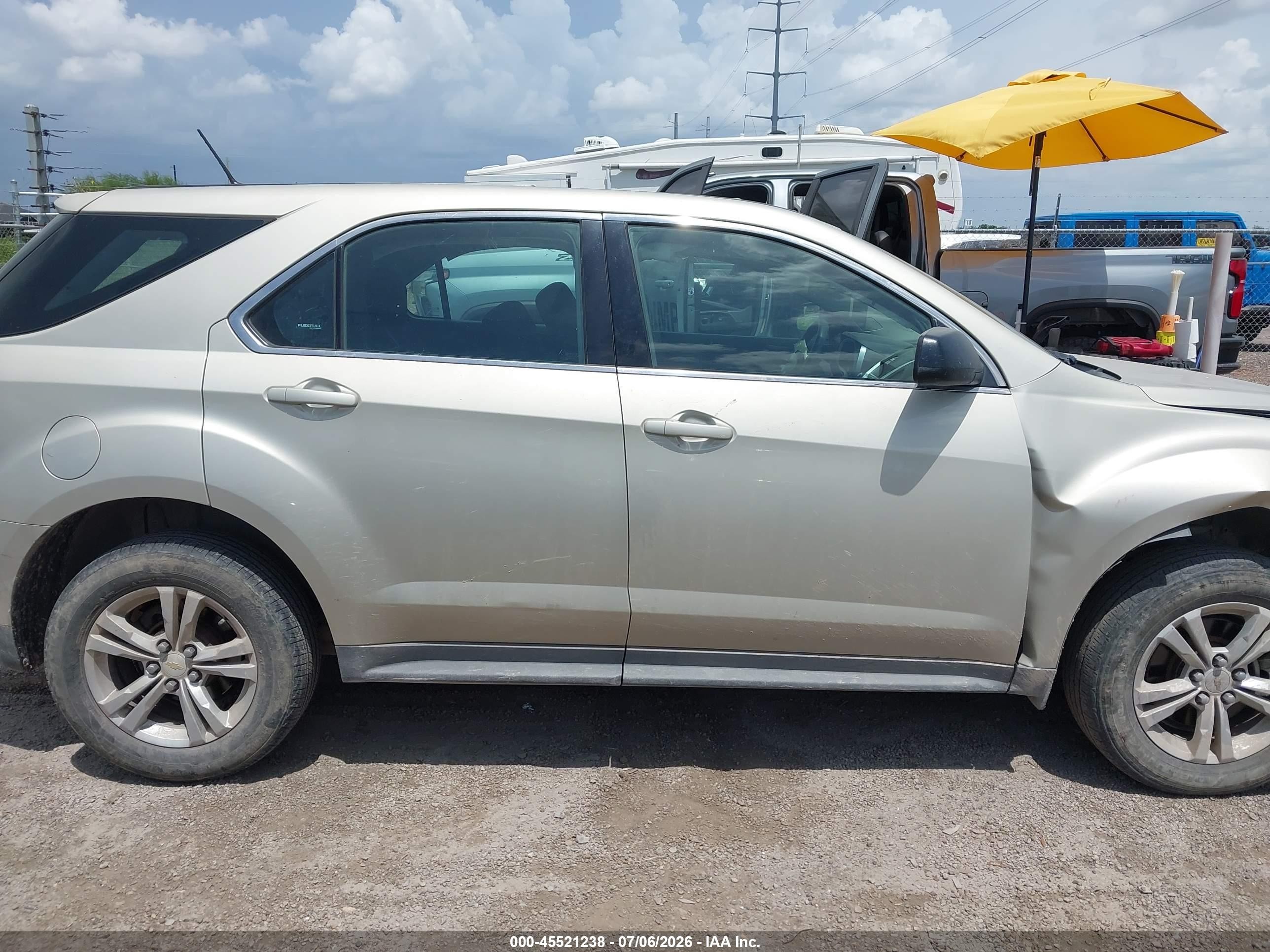 2014 Chevrolet Equinox Ls Золотой vin: 1GNALAEK5EZ125761