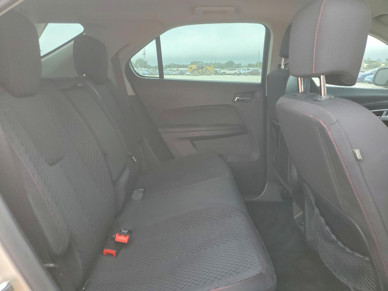 2015 Chevrolet Equinox Ls Золотой vin: 1GNALAEK5FZ131559