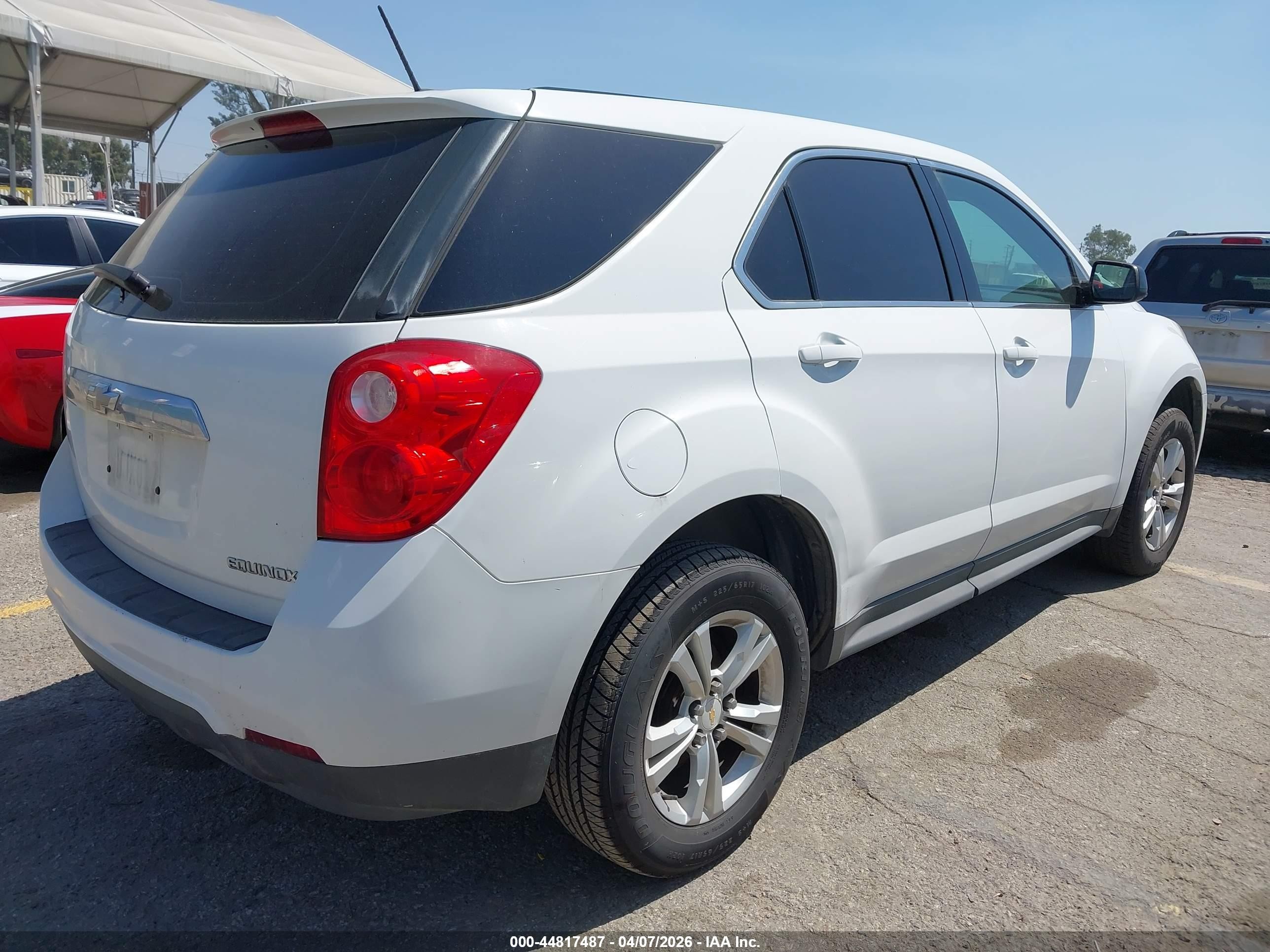 2015 Chevrolet Equinox Ls White vin: 1GNALAEK7FZ110888