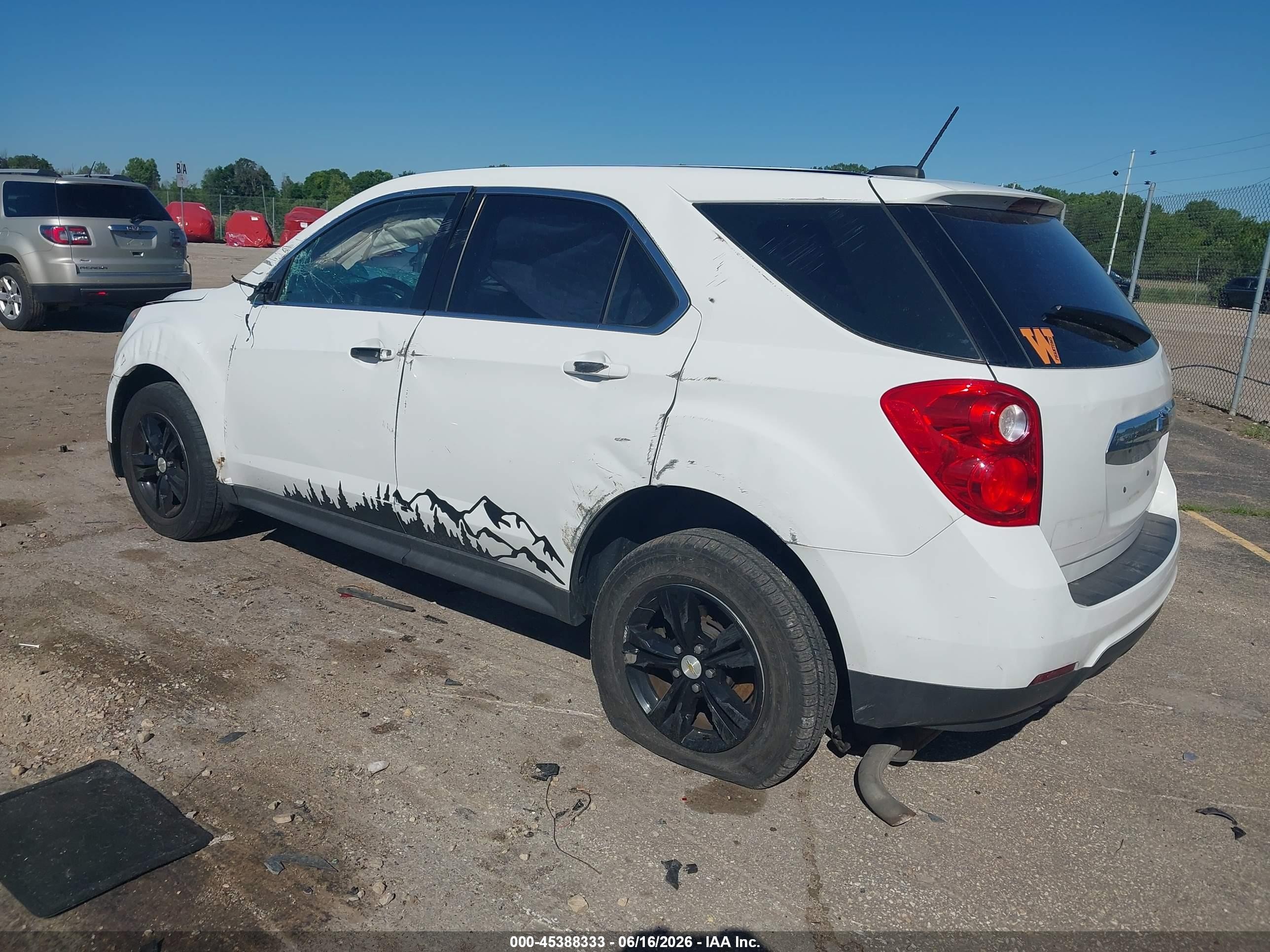 2015 Chevrolet Equinox Ls White vin: 1GNALAEK7FZ135287