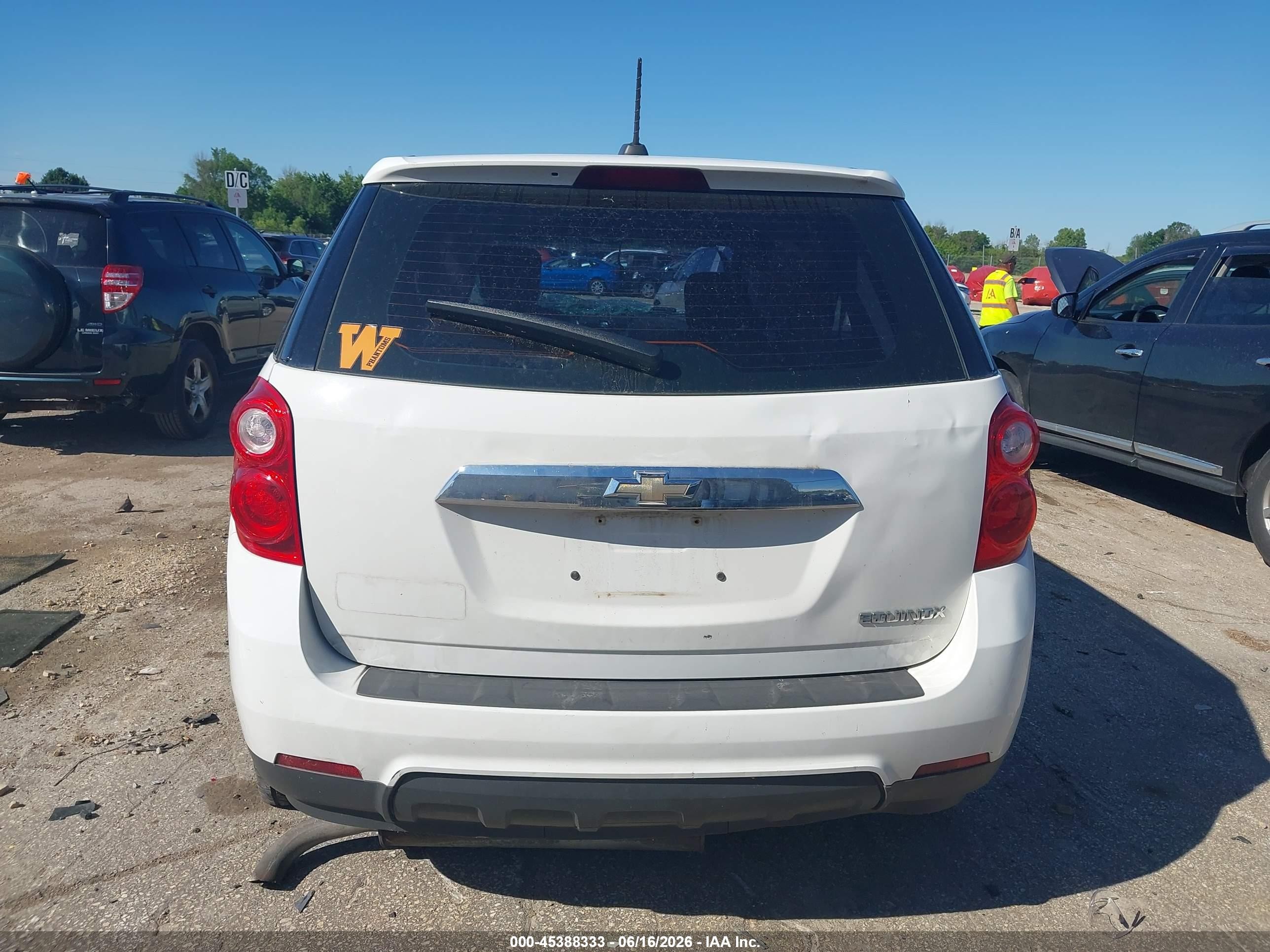 2015 Chevrolet Equinox Ls White vin: 1GNALAEK7FZ135287