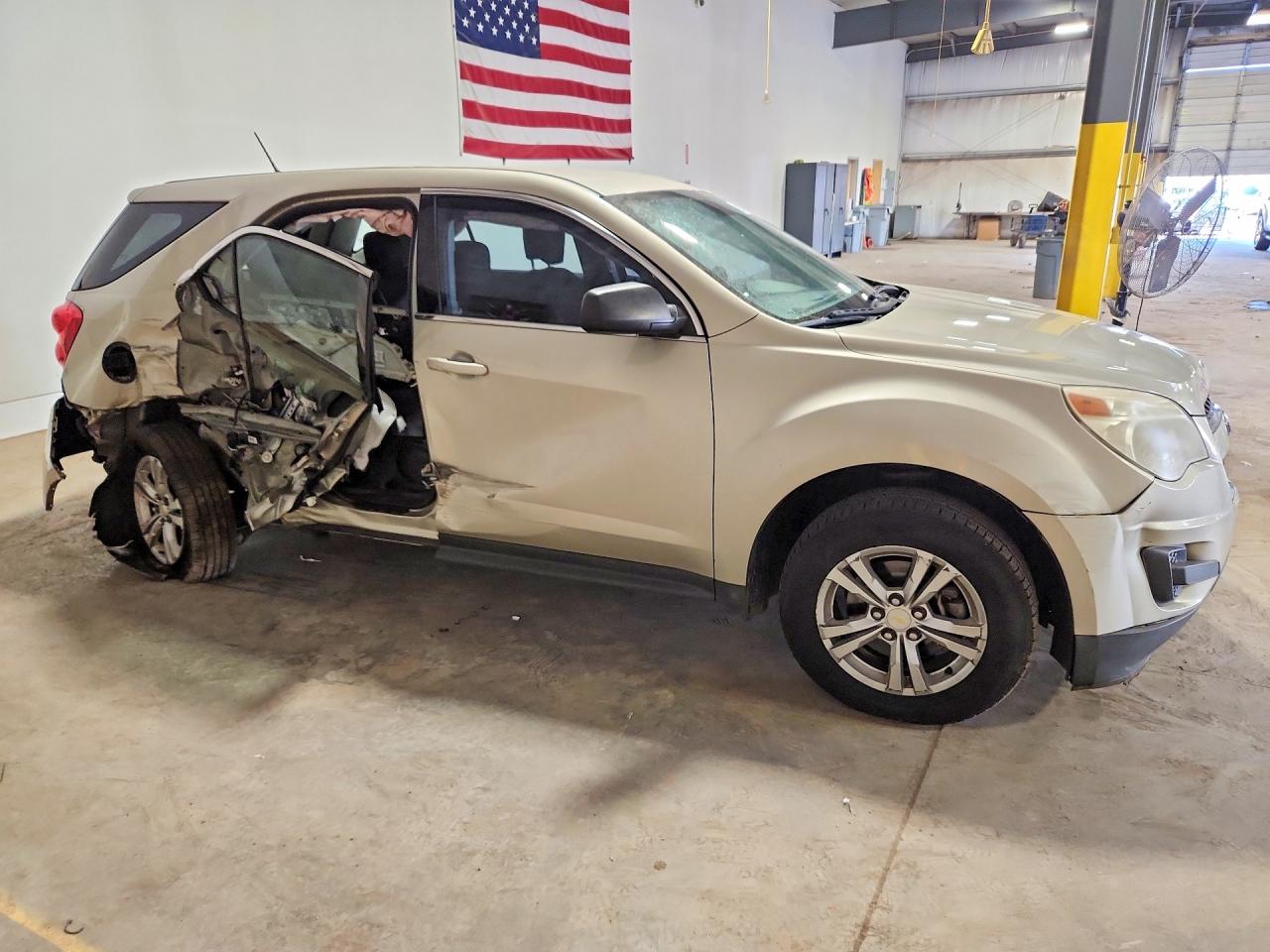 2014 Chevrolet Equinox Ls Beige vin: 1GNALAEK8EZ113555
