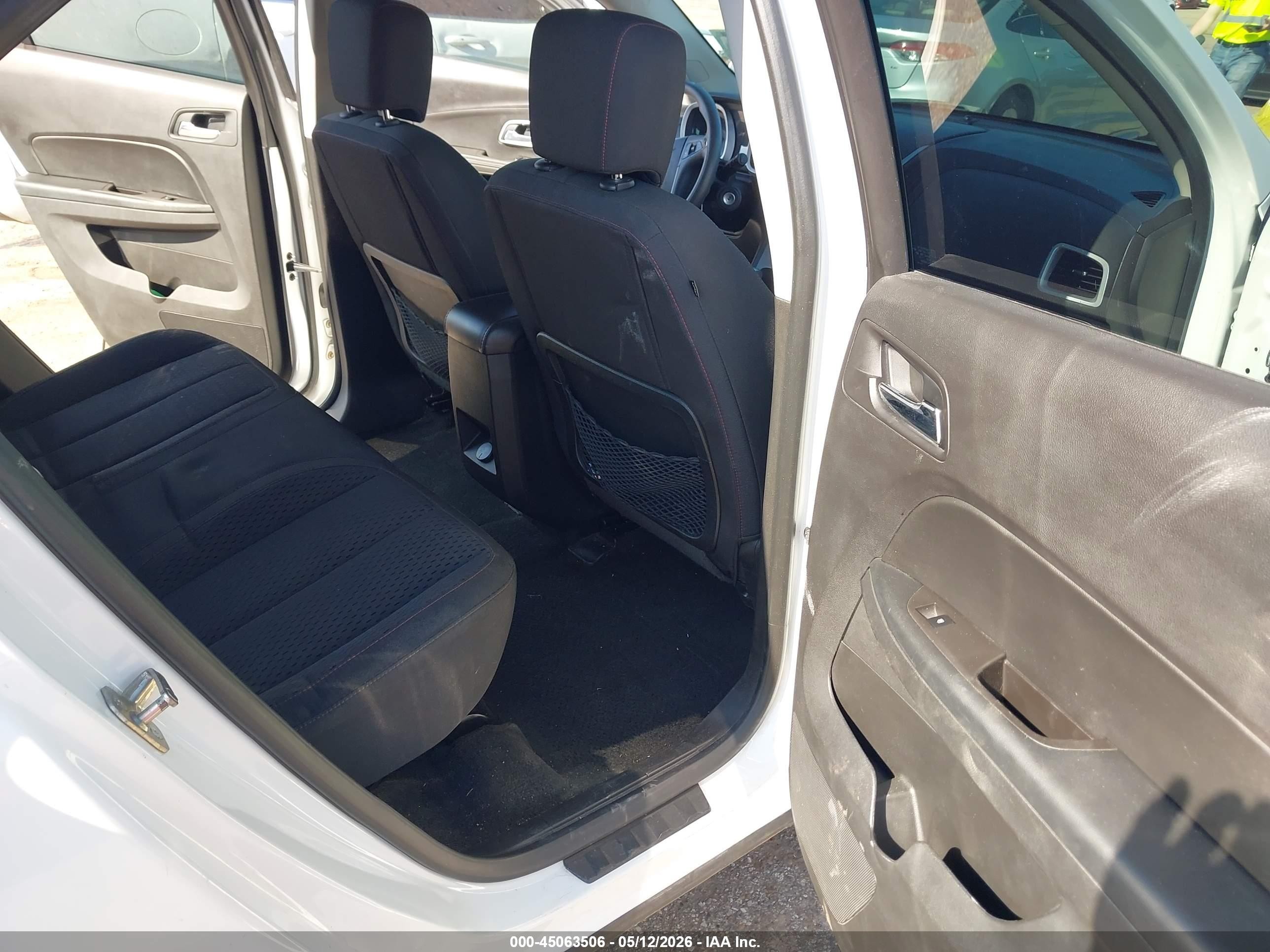 2014 Chevrolet Equinox Ls White vin: 1GNALAEK8EZ136947