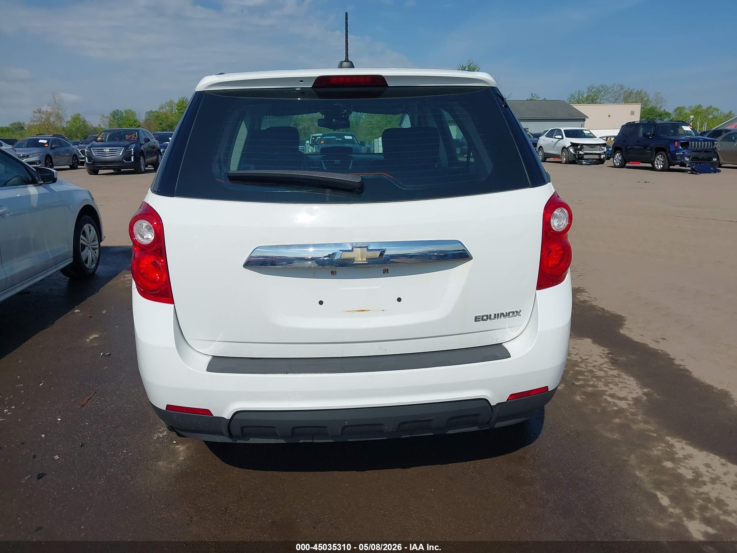 2015 Chevrolet Equinox Ls White vin: 1GNALAEK8FZ103450