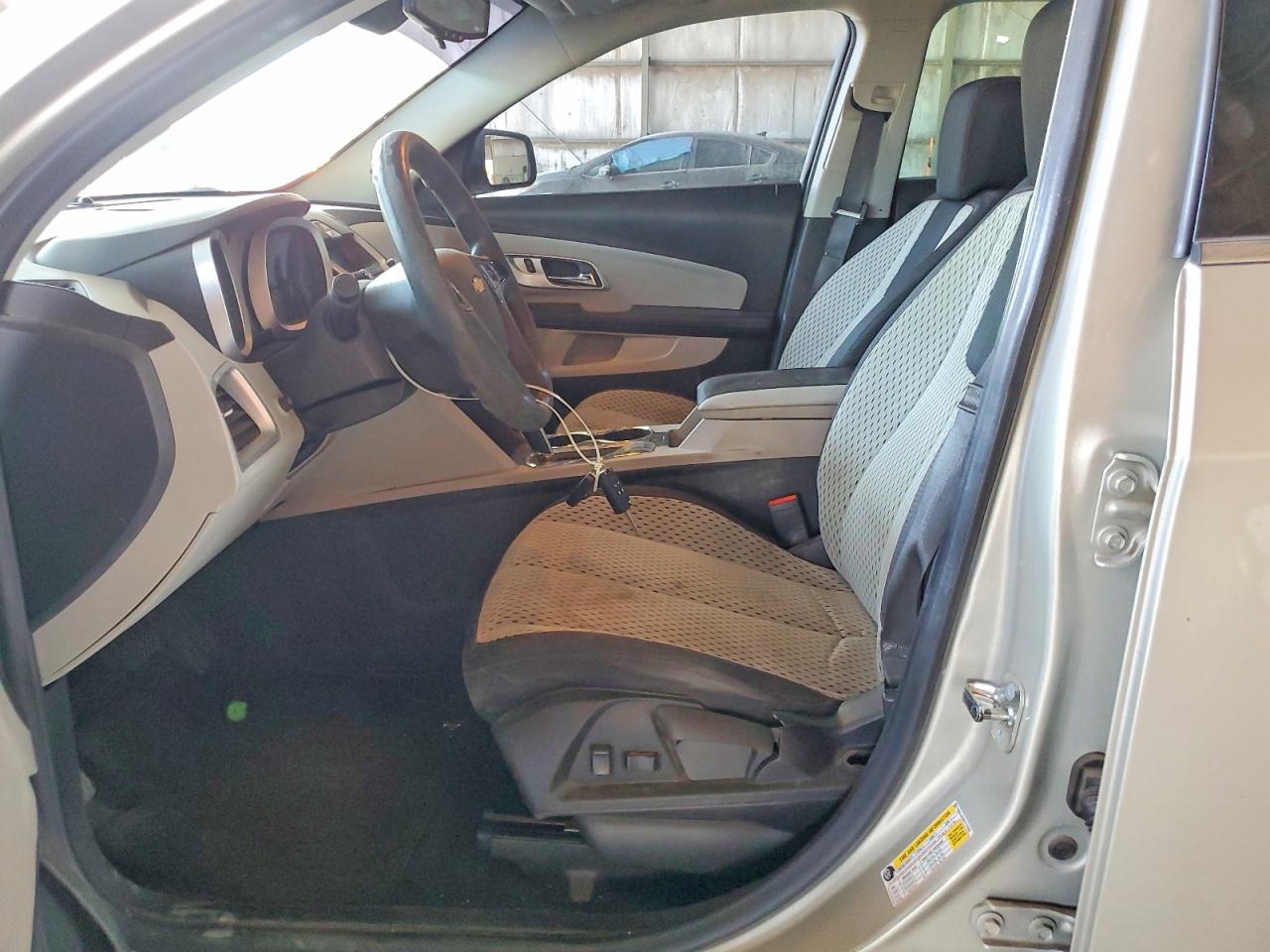 2015 Chevrolet Equinox Ls Tan vin: 1GNALAEK8FZ137582