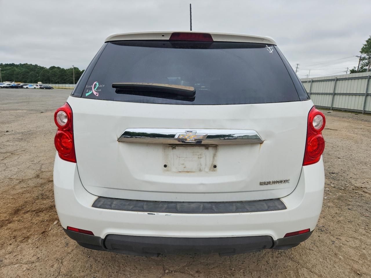 2015 Chevrolet Equnoix White vin: 1GNALAEK8FZ138425