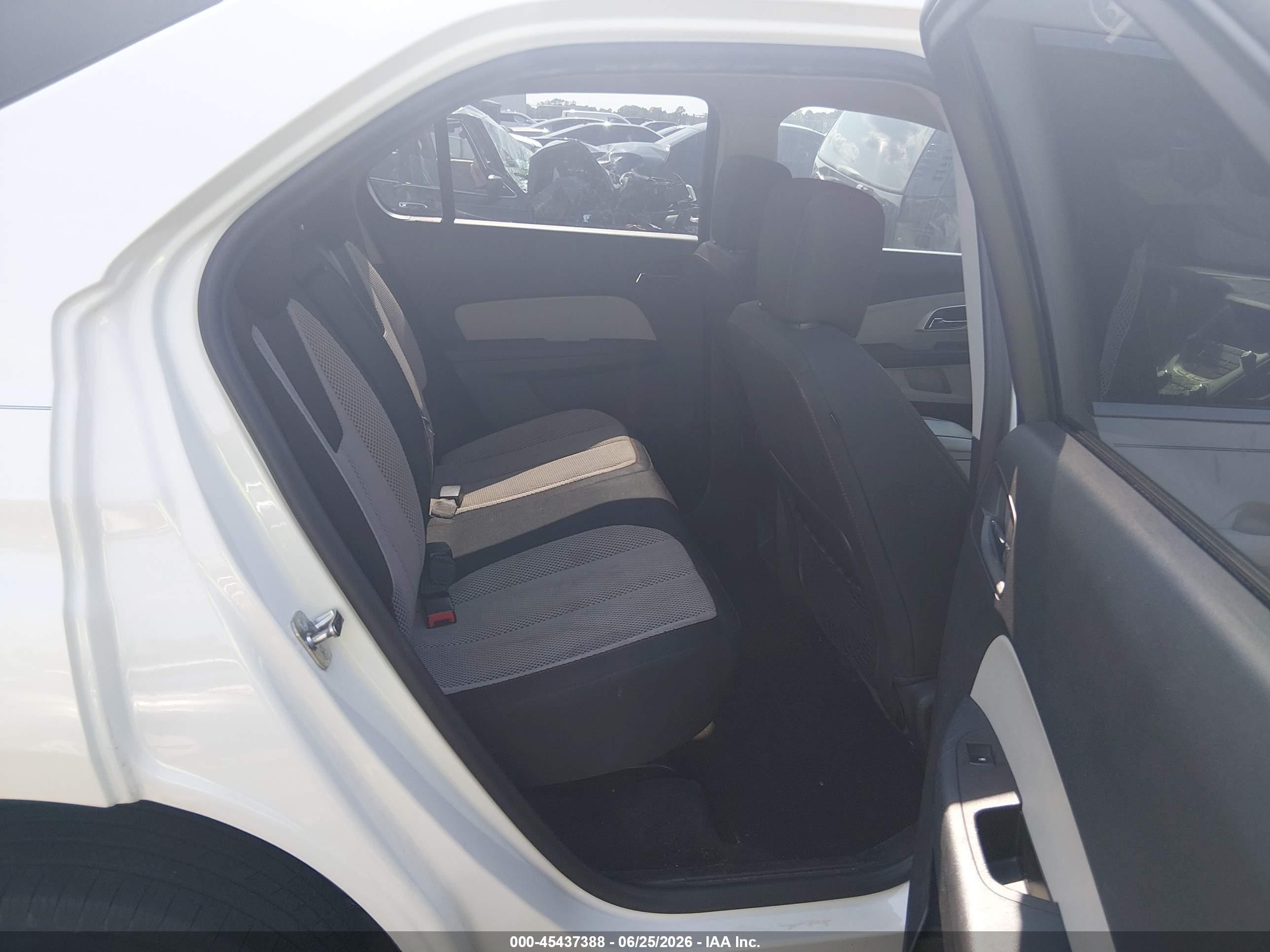 2015 Chevrolet Equinox Lt White vin: 1GNALBEK0FZ114013