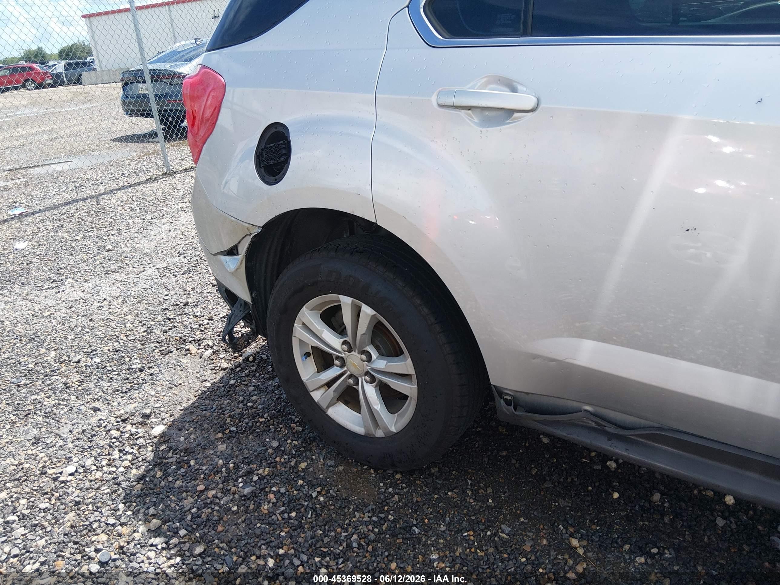 2013 Chevrolet Equinox Ls Silver vin: 1GNALBEK1DZ112624