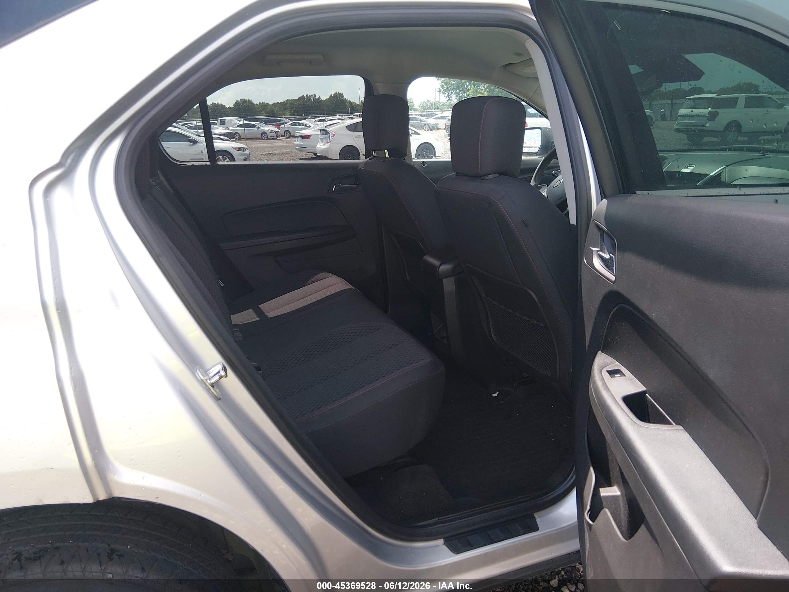 2013 Chevrolet Equinox Ls Silver vin: 1GNALBEK1DZ112624