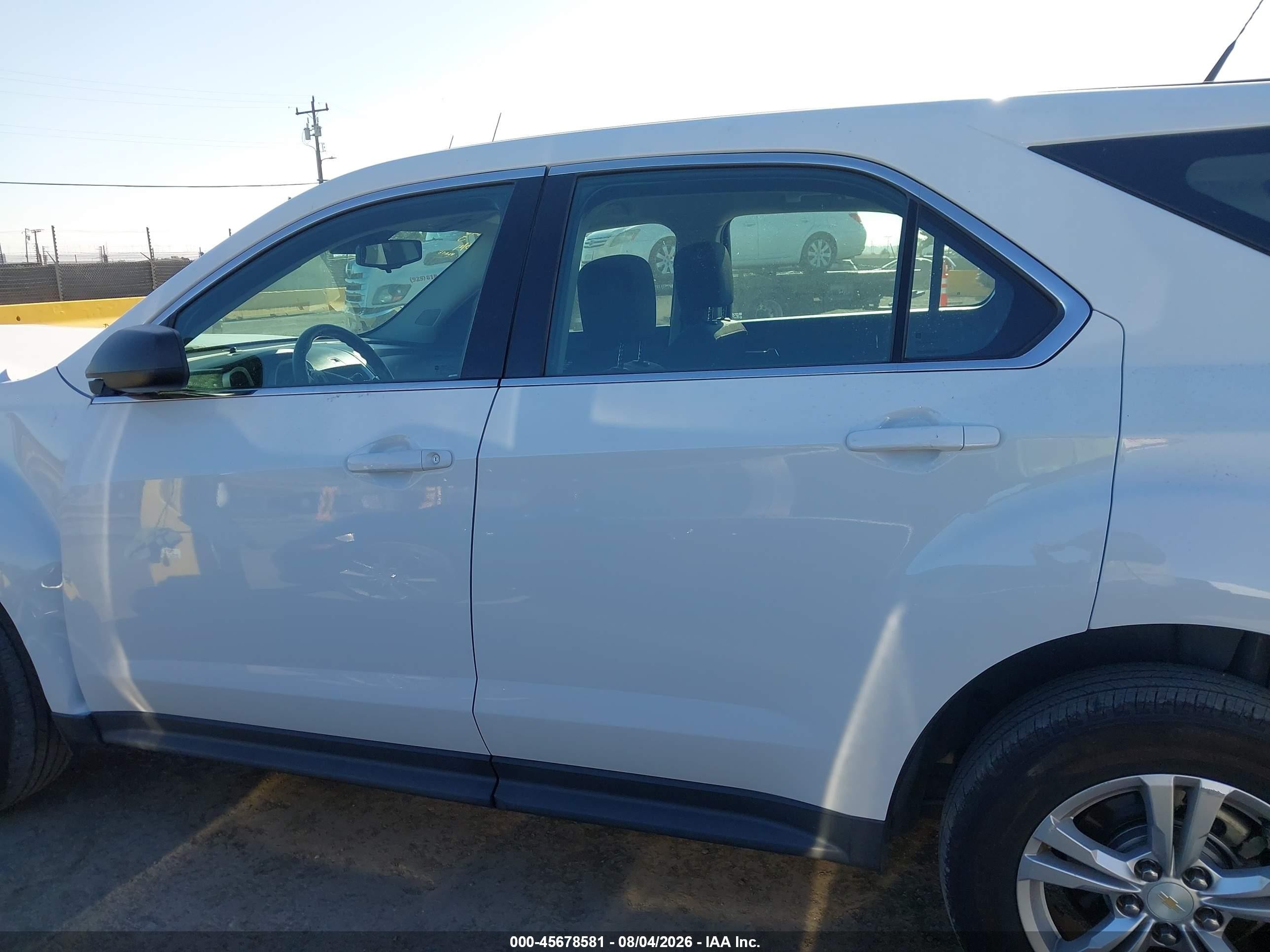2013 Chevrolet Equinox Ls White vin: 1GNALBEK1DZ114972
