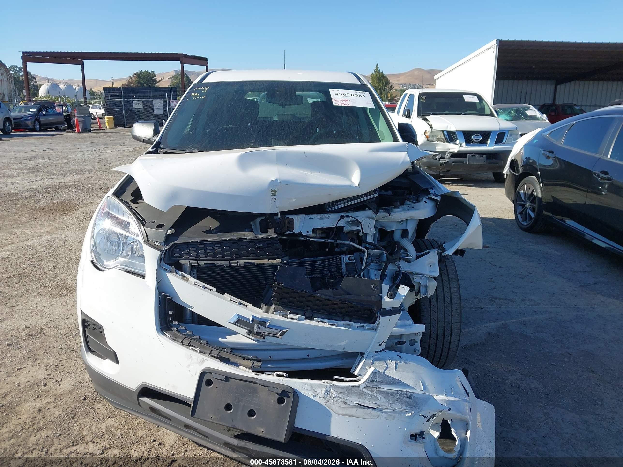 2013 Chevrolet Equinox Ls White vin: 1GNALBEK1DZ114972