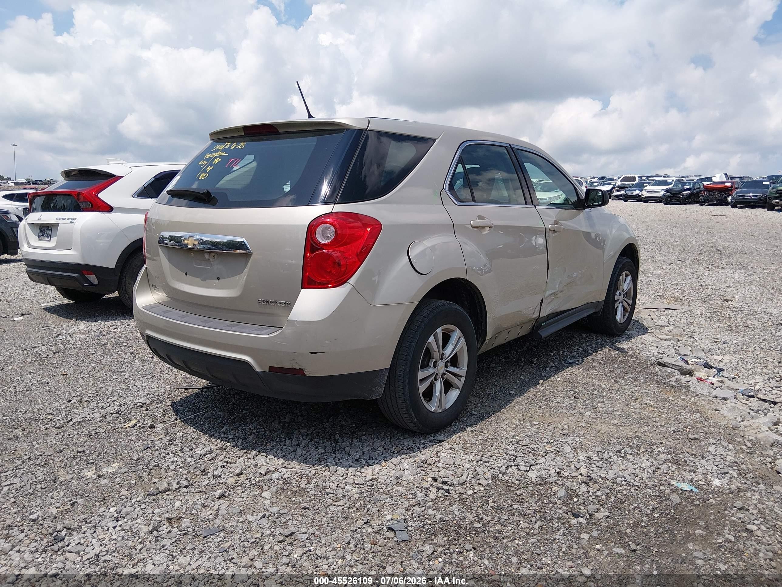 2013 Chevrolet Equinox Ls Silver vin: 1GNALBEK1DZ127057