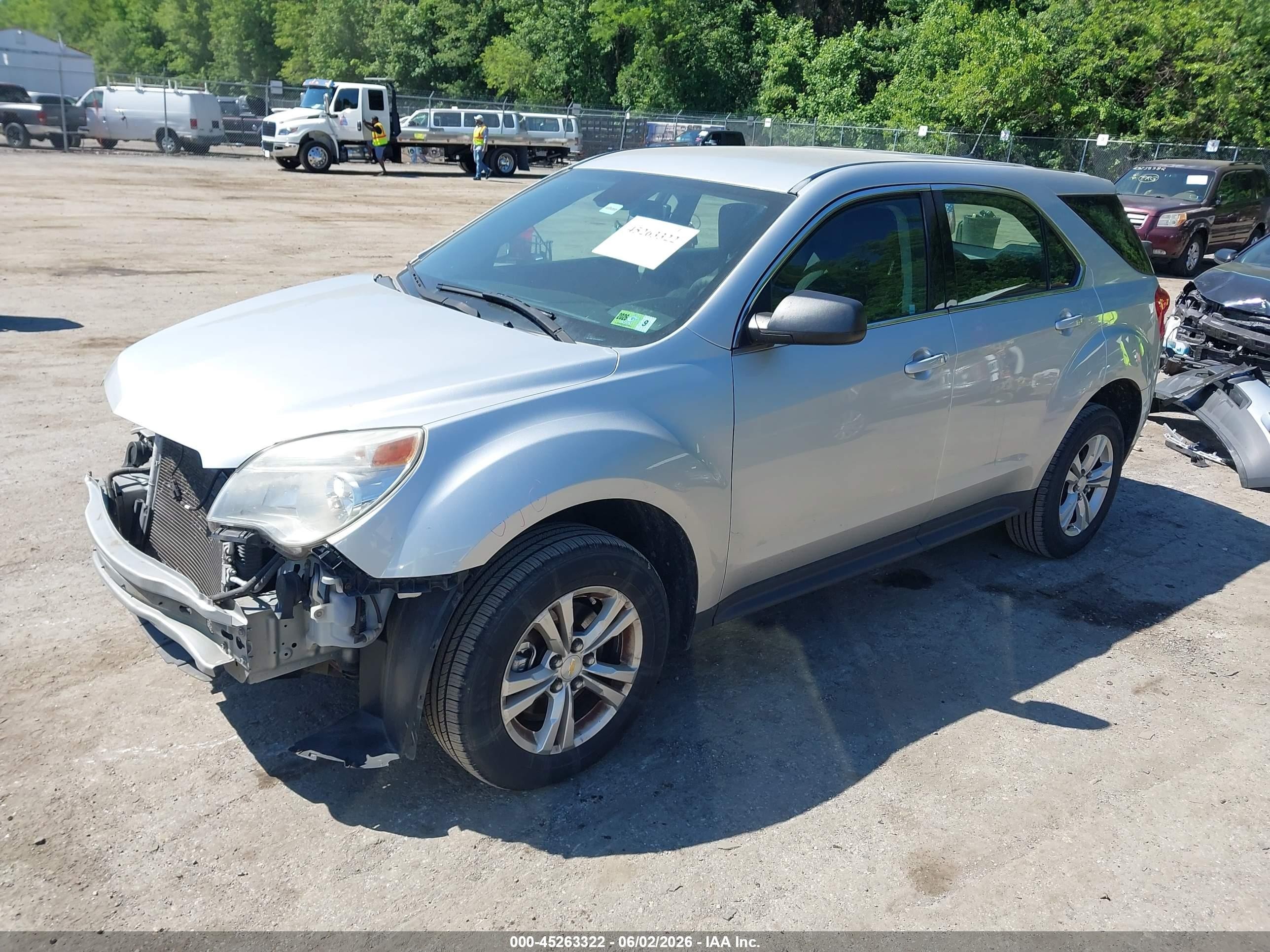 2013 Chevrolet Equinox Ls Silver vin: 1GNALBEK2DZ126953