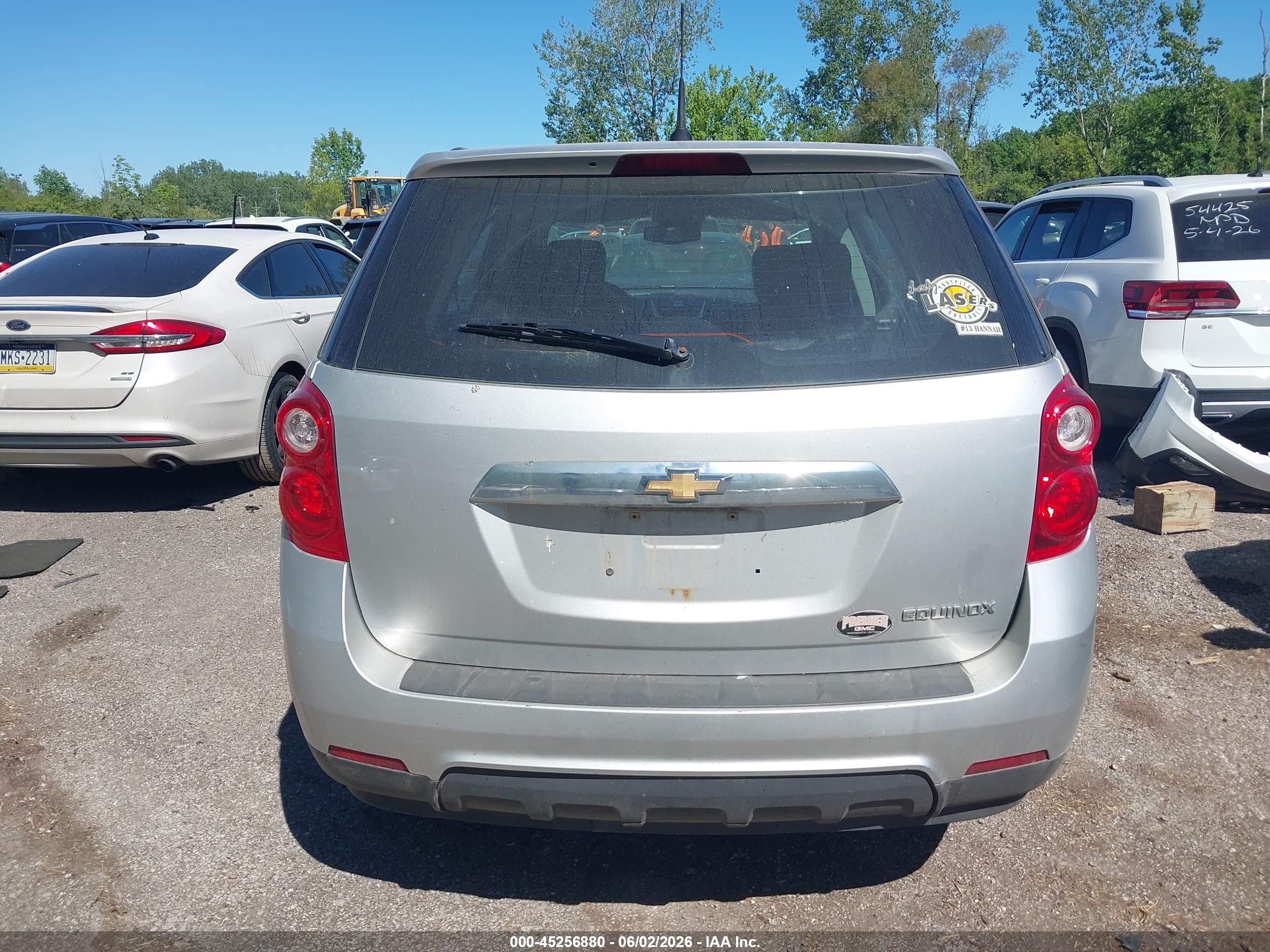 2013 Chevrolet Equinox Ls Silver vin: 1GNALBEK8DZ106478
