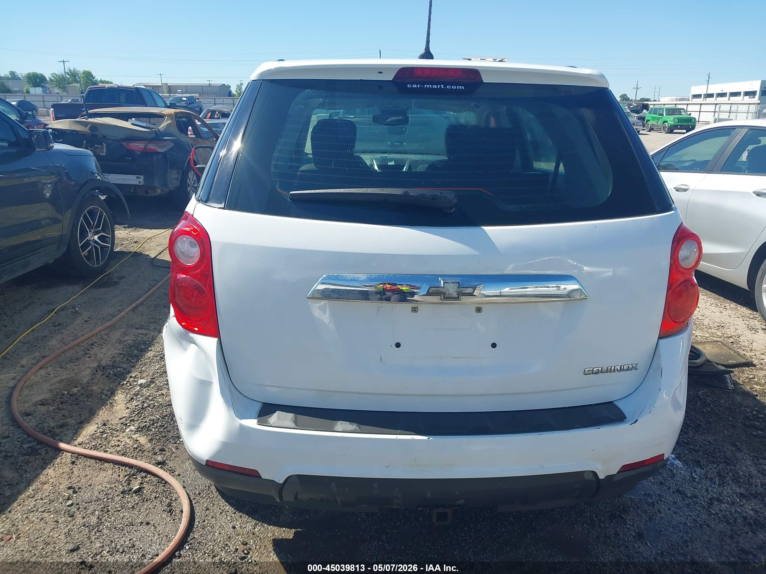 2013 Chevrolet Equinox Ls White vin: 1GNALBEK8DZ112443