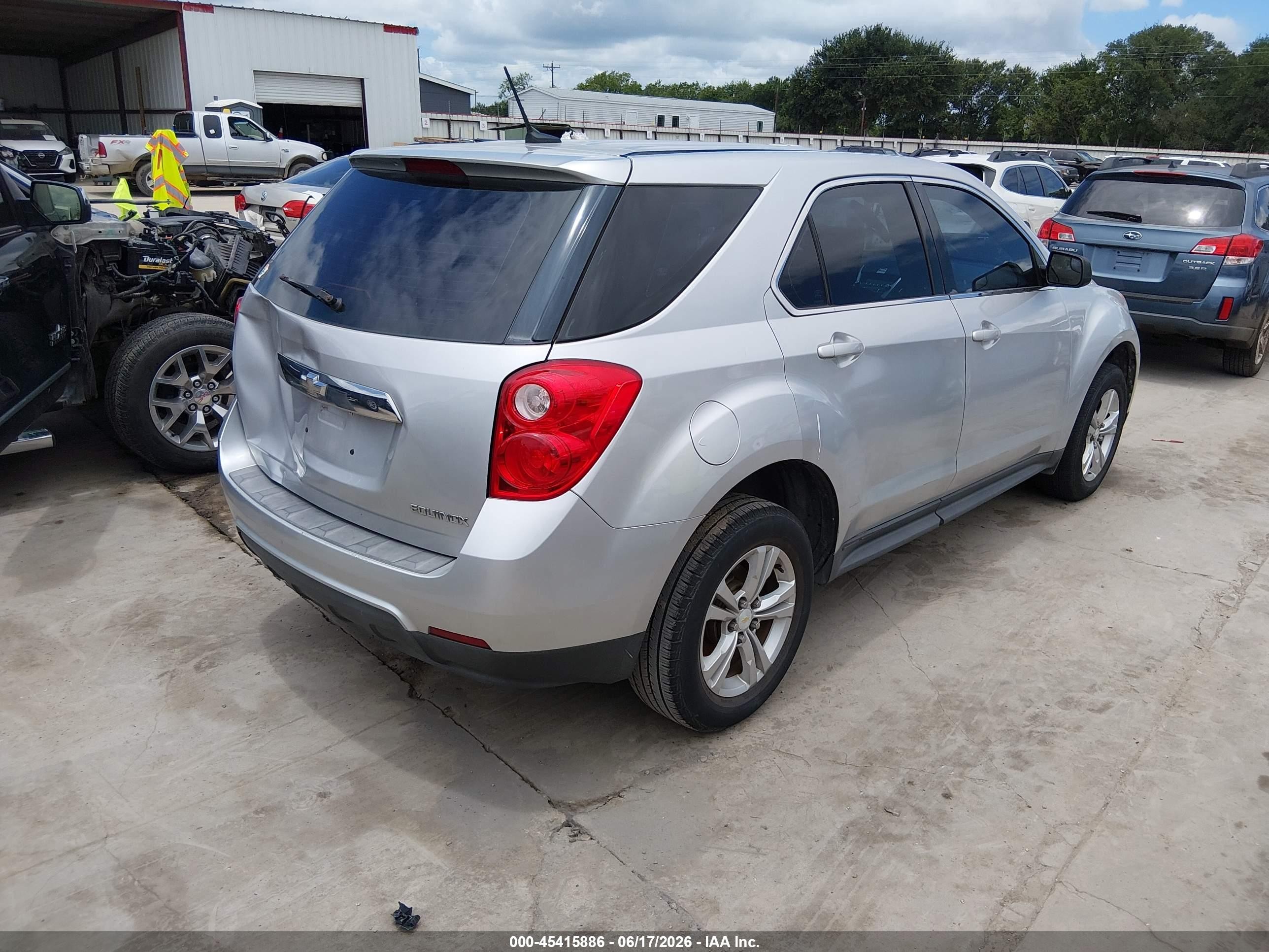 2013 Chevrolet Equinox Ls Silver vin: 1GNALBEK9DZ124777