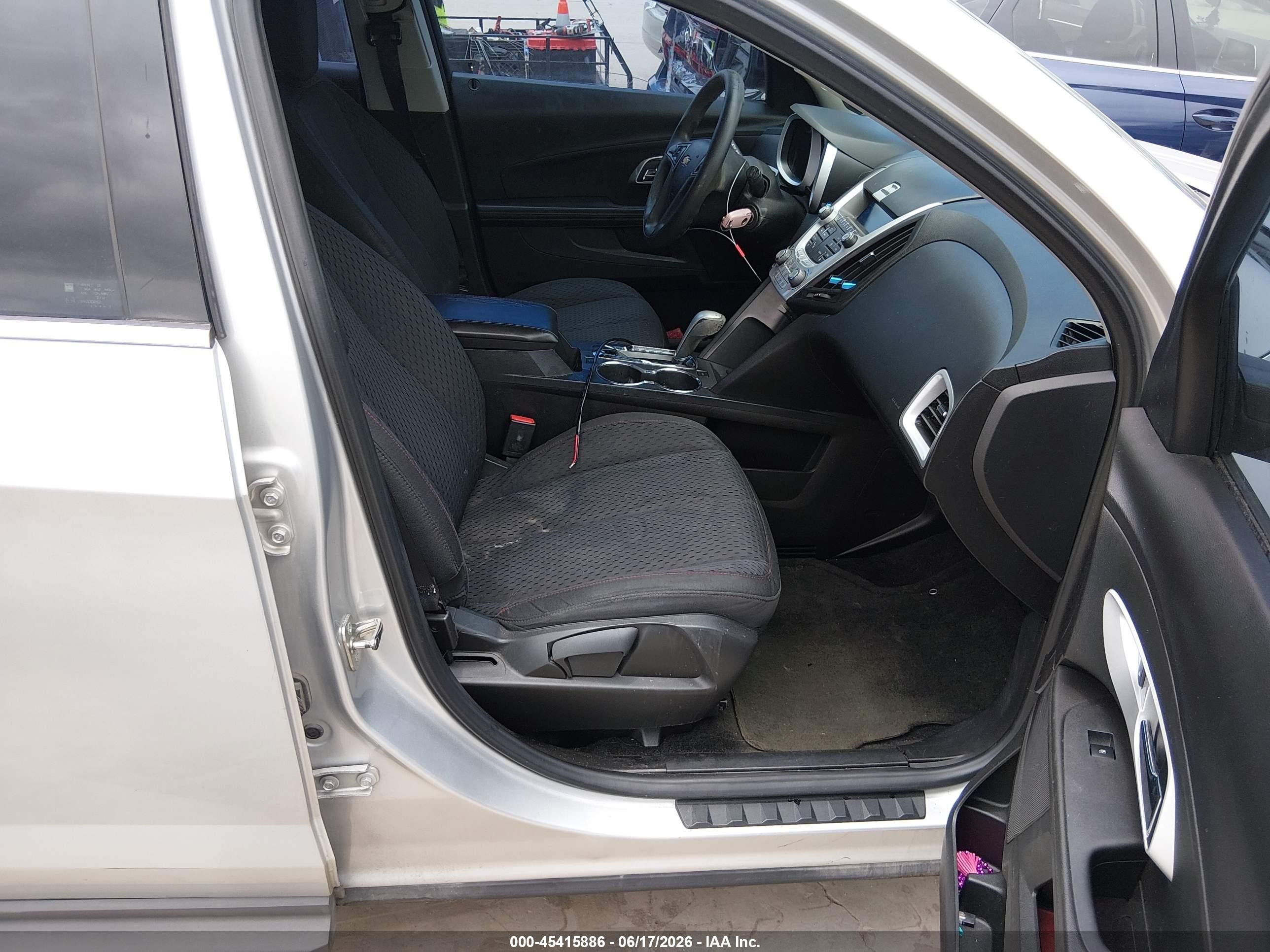 2013 Chevrolet Equinox Ls Silver vin: 1GNALBEK9DZ124777