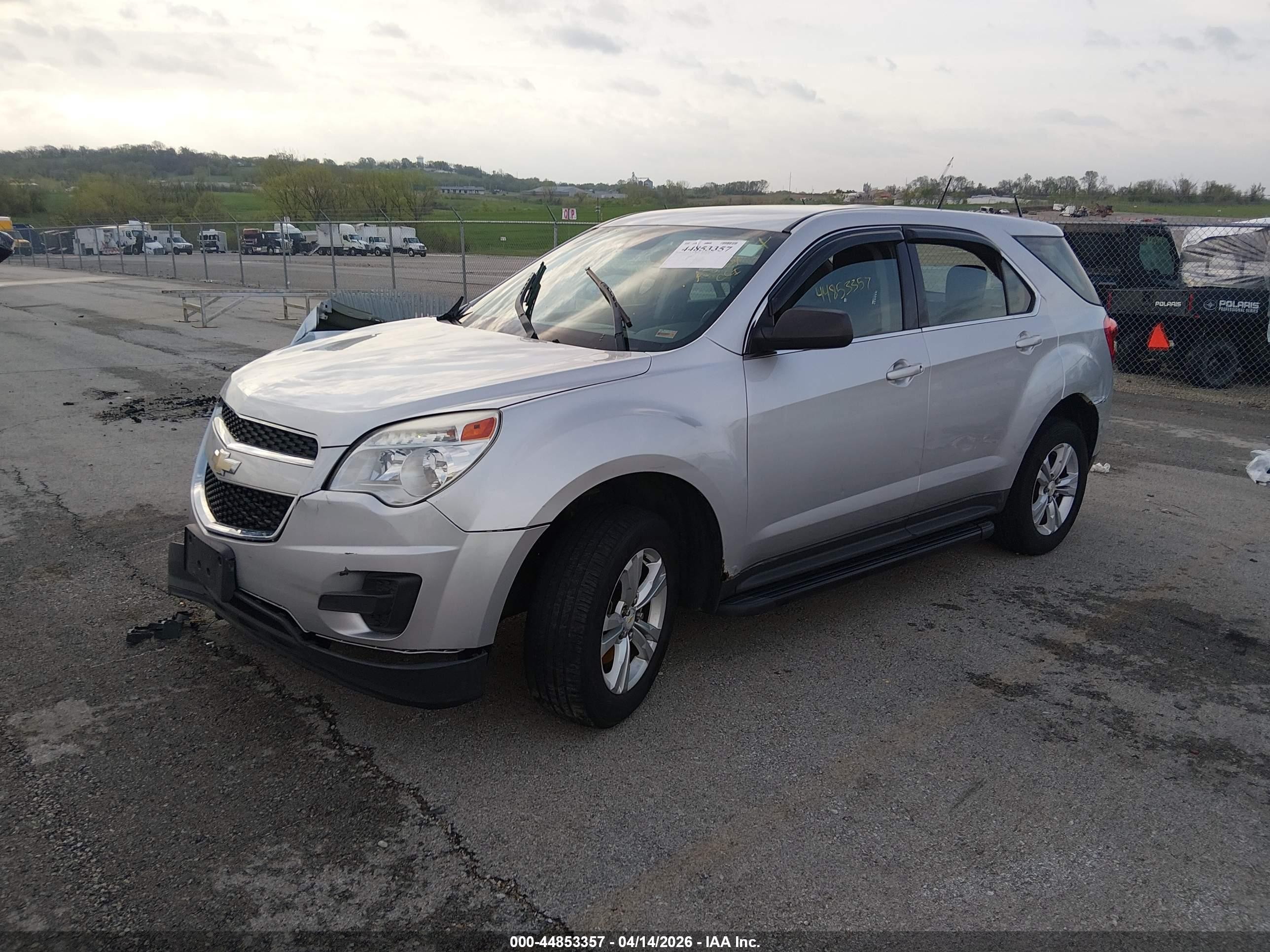 2013 Chevrolet Equinox Ls Silver vin: 1GNALBEK9DZ127761