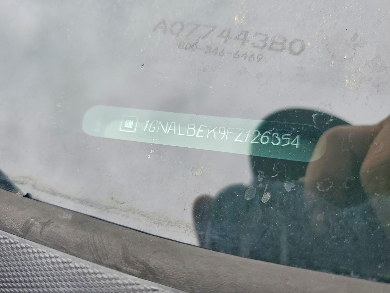 2015 Chev Equinox Белый vin: 1GNALBEK9FZ126354