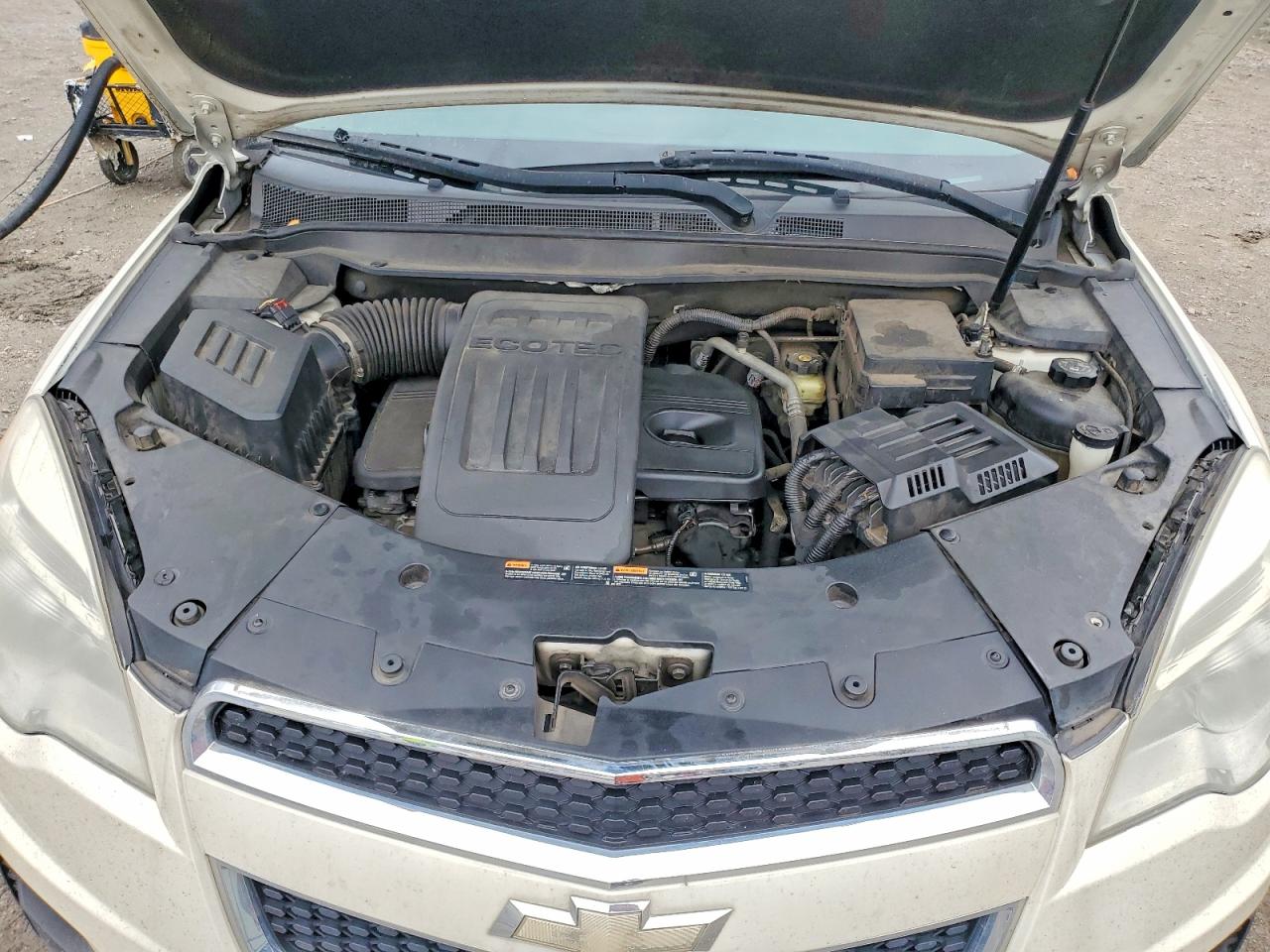 2015 Chev Equinox Белый vin: 1GNALBEK9FZ126354
