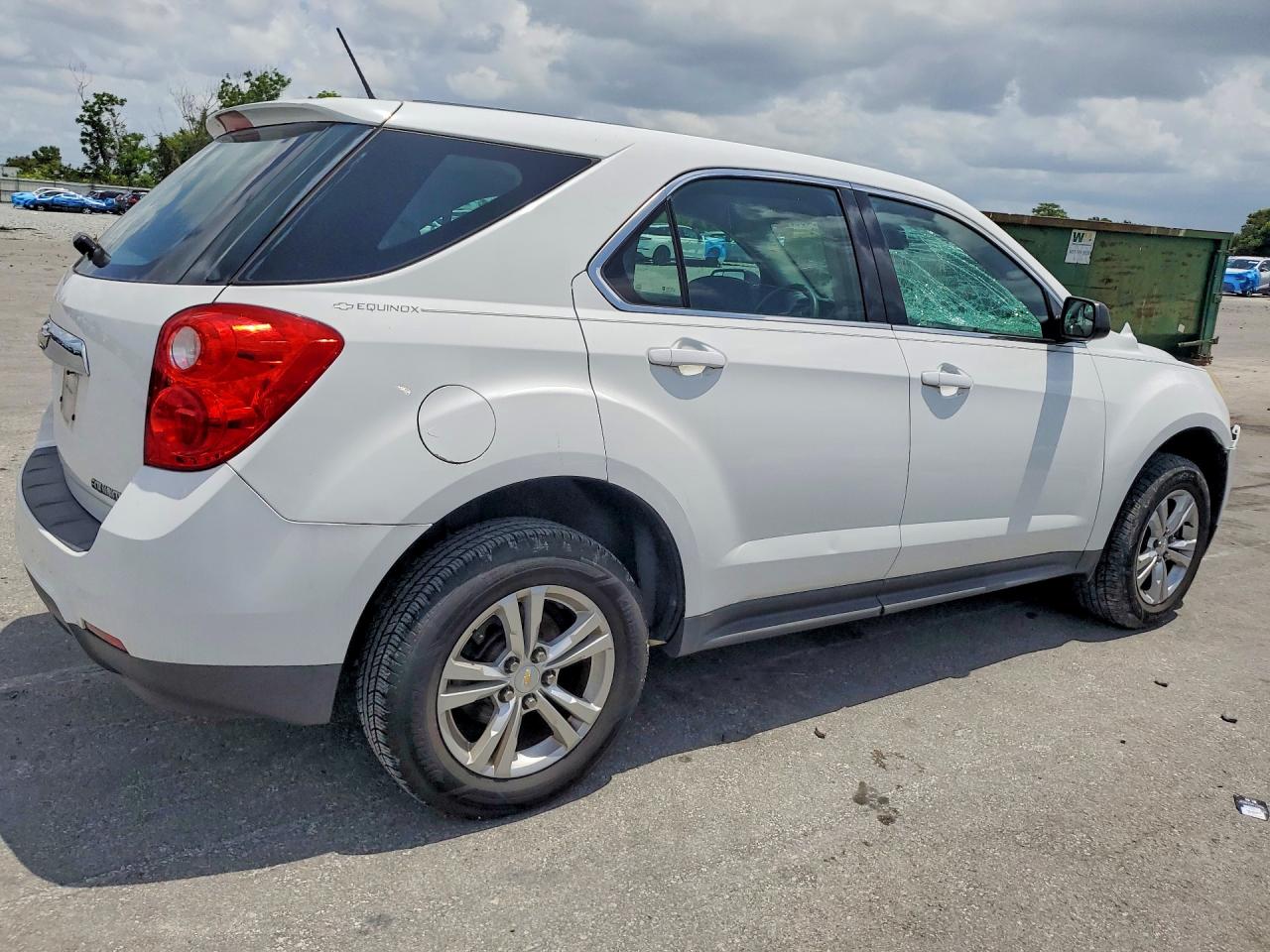 2013 Chevrolet Equinox Ls White vin: 1GNALBEKXDZ129115