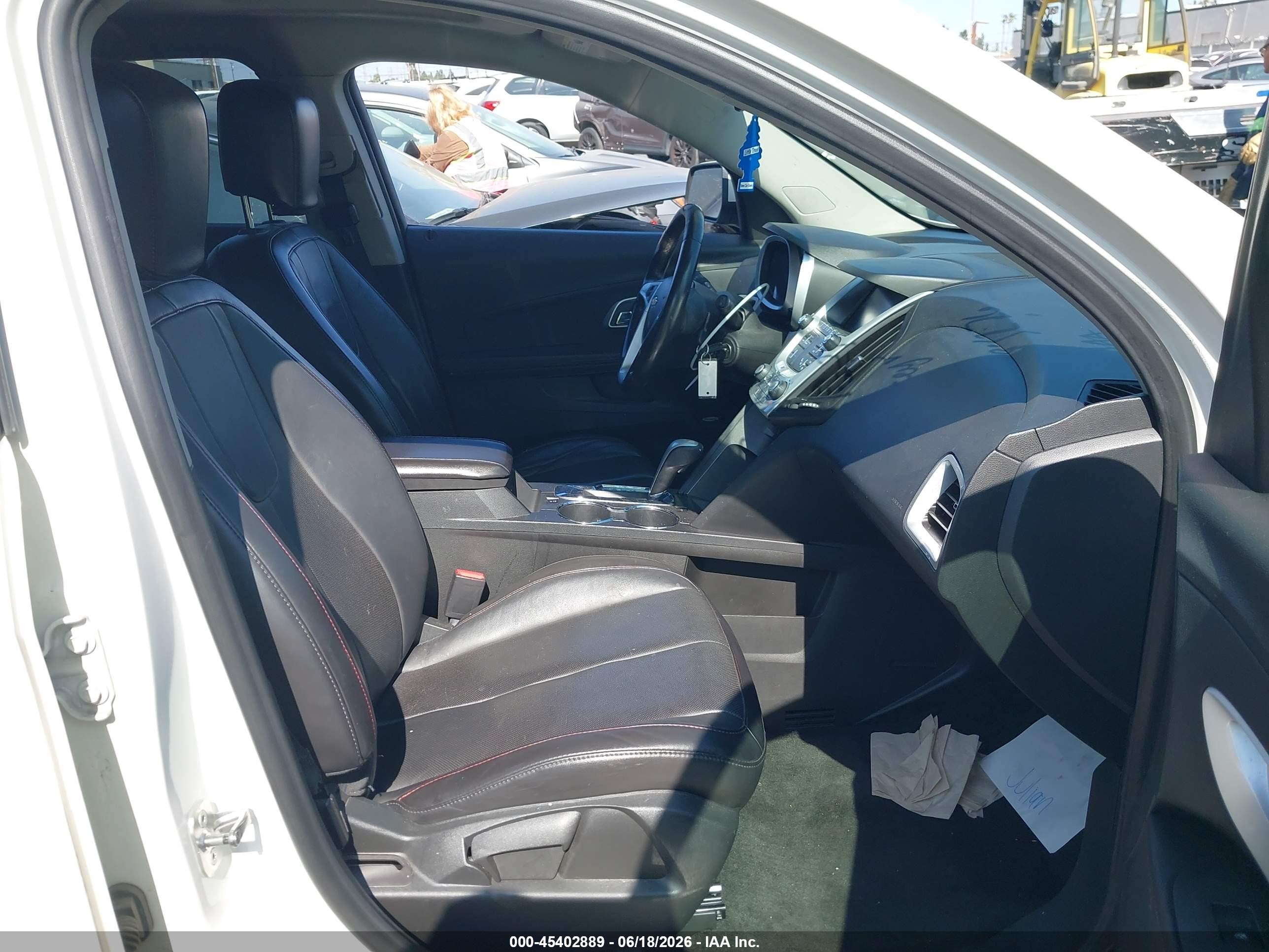 2015 Chevrolet Equinox Lt White vin: 1GNALCEKXFZ117684