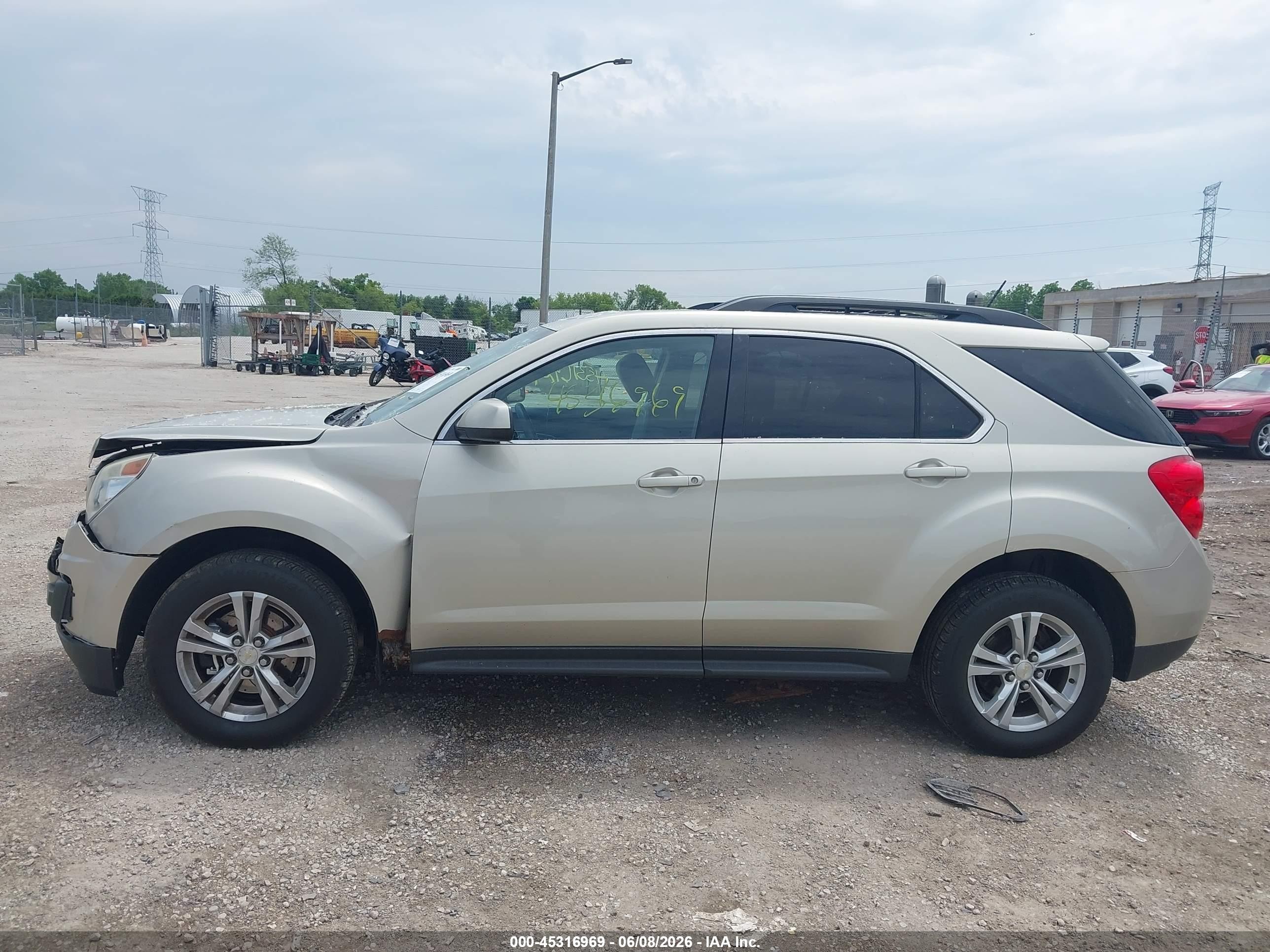2013 Chevrolet Equinox 1lt Бежевый vin: 1GNALDEK1DZ132142