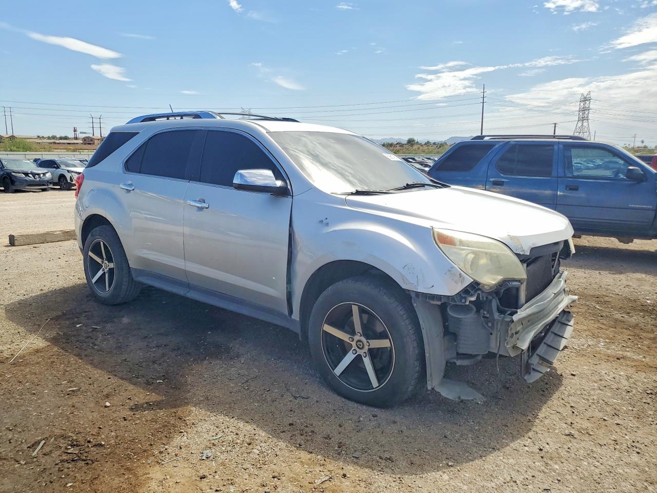 2014 Chevrolet Equinox Silver vin: 1GNALDEK9EZ100864