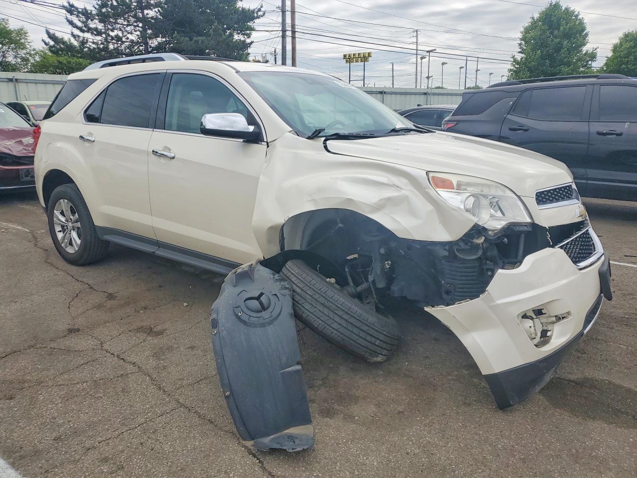2013 Chevrolet Equinox Ltz Cream vin: 1GNALFEK1DZ119077
