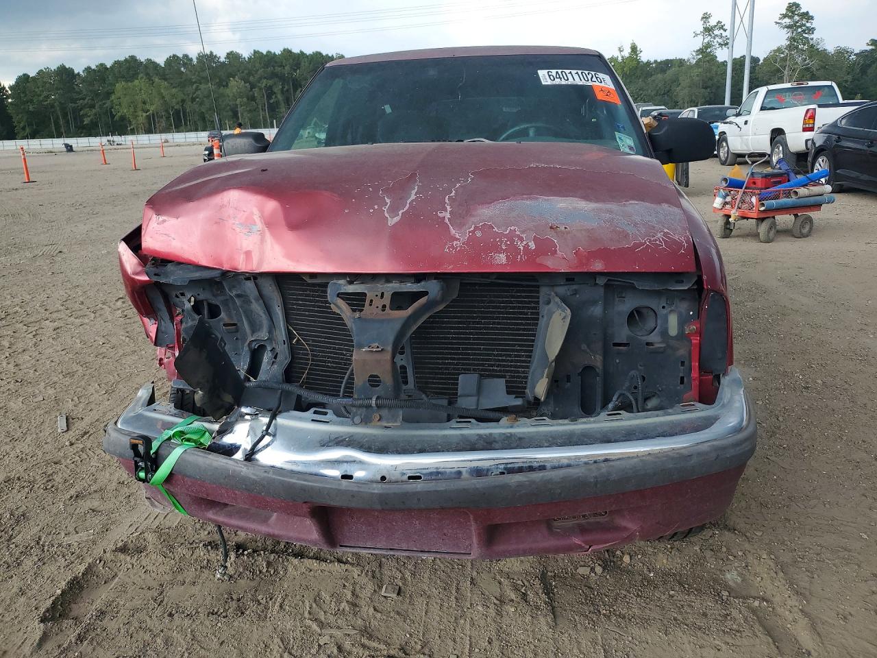 2001 Chevrolet Blazer 330 Red vin: 1GNCS13W012127549