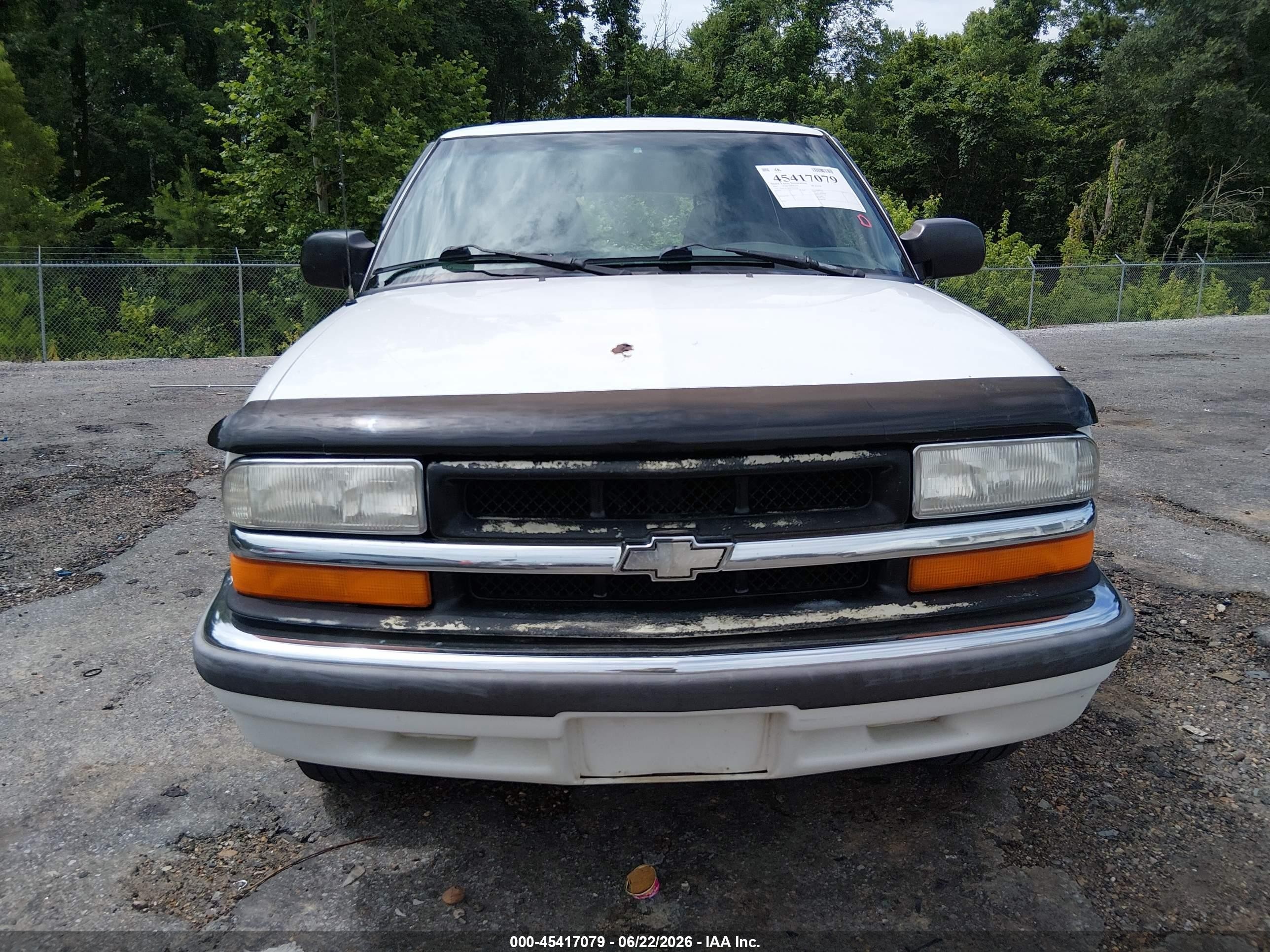 2001 Chevrolet Blazer Ls White vin: 1GNCS13W012216294