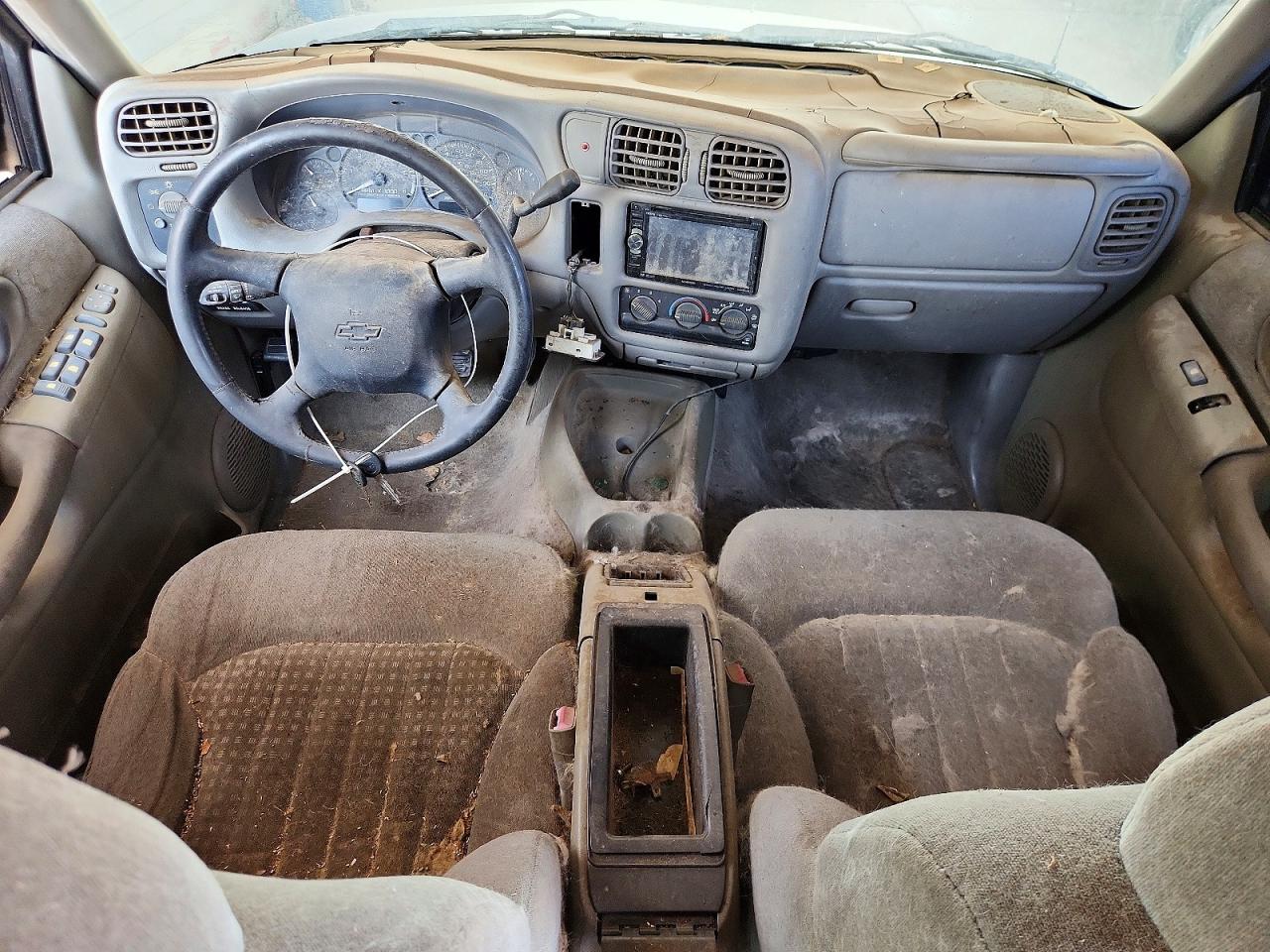 2002 Chevrolet Blazer Синий vin: 1GNCS13W22K229811
