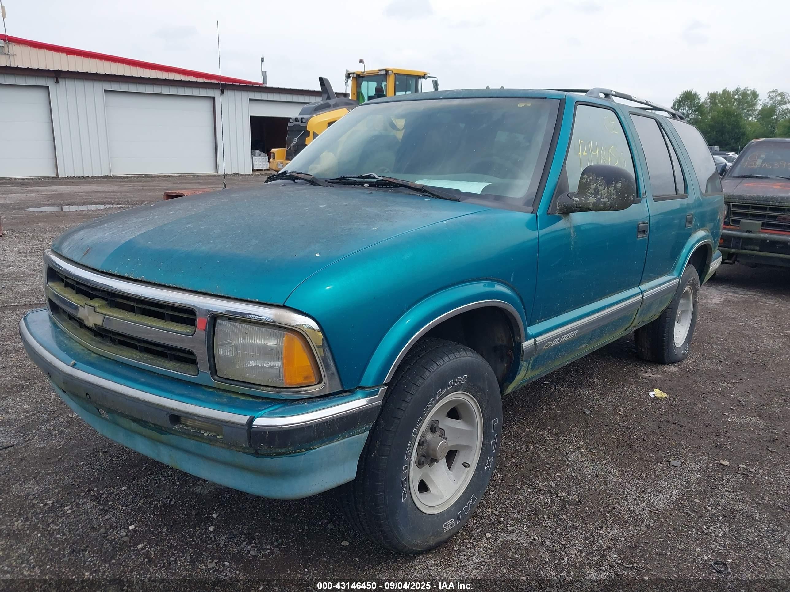 1995 Chevrolet Blazer   Green vin: 1GNCS13W2S2199855