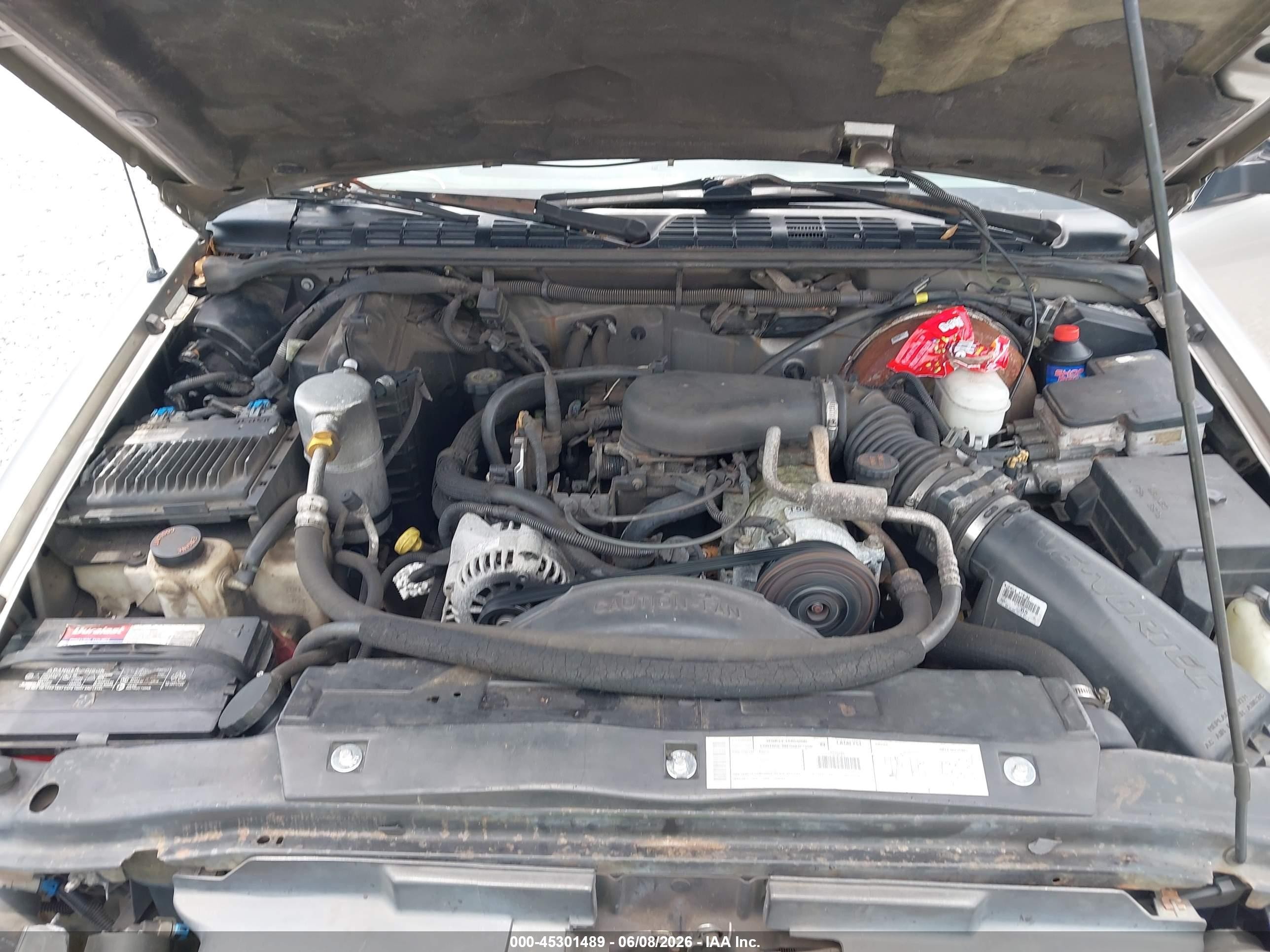 2000 Chevrolet Blazer Ls Brown vin: 1GNCS13W2Y2288057