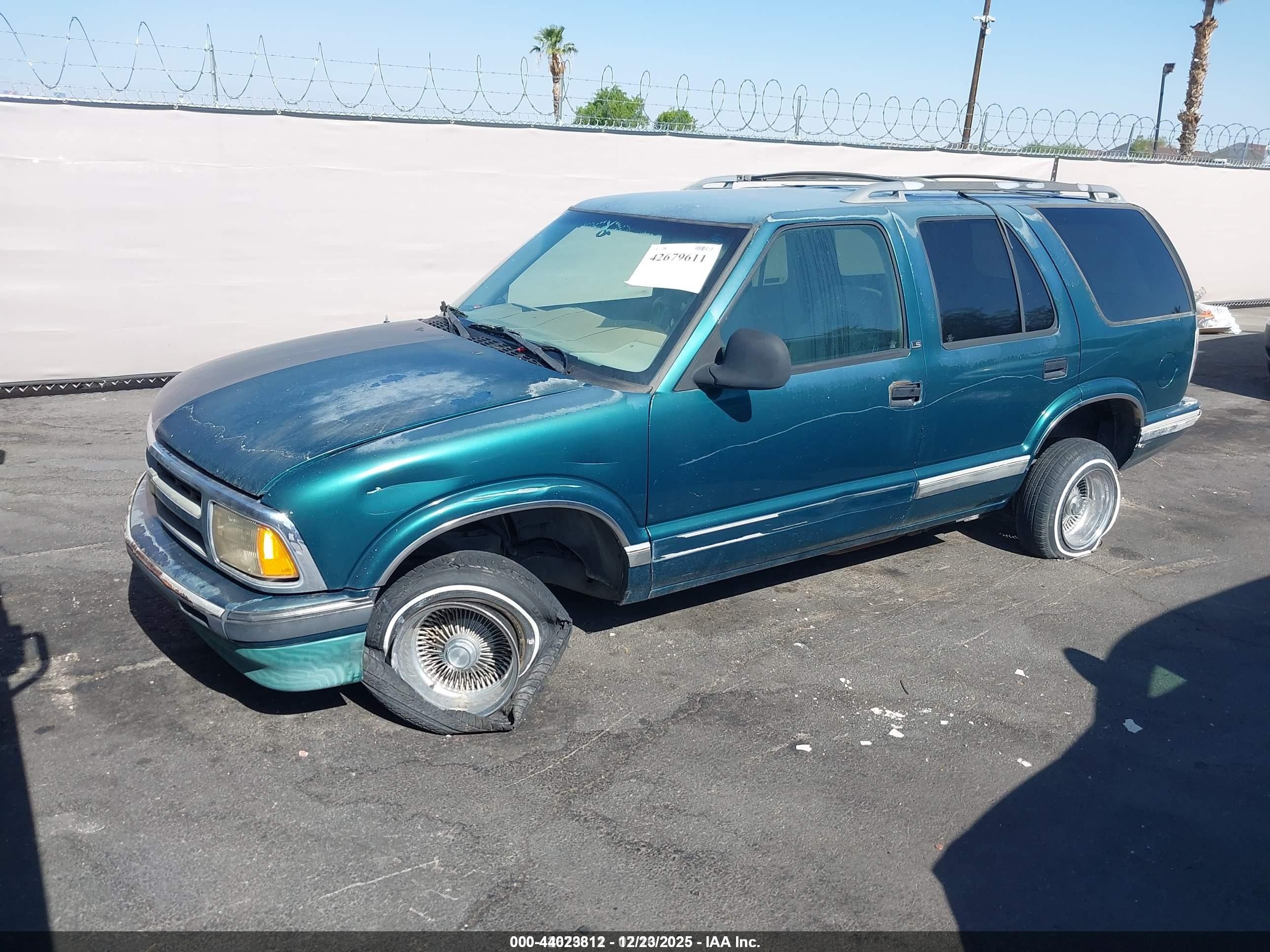 1997 Chevrolet Blazer Ls Зеленый vin: 1GNCS13W8V2168906