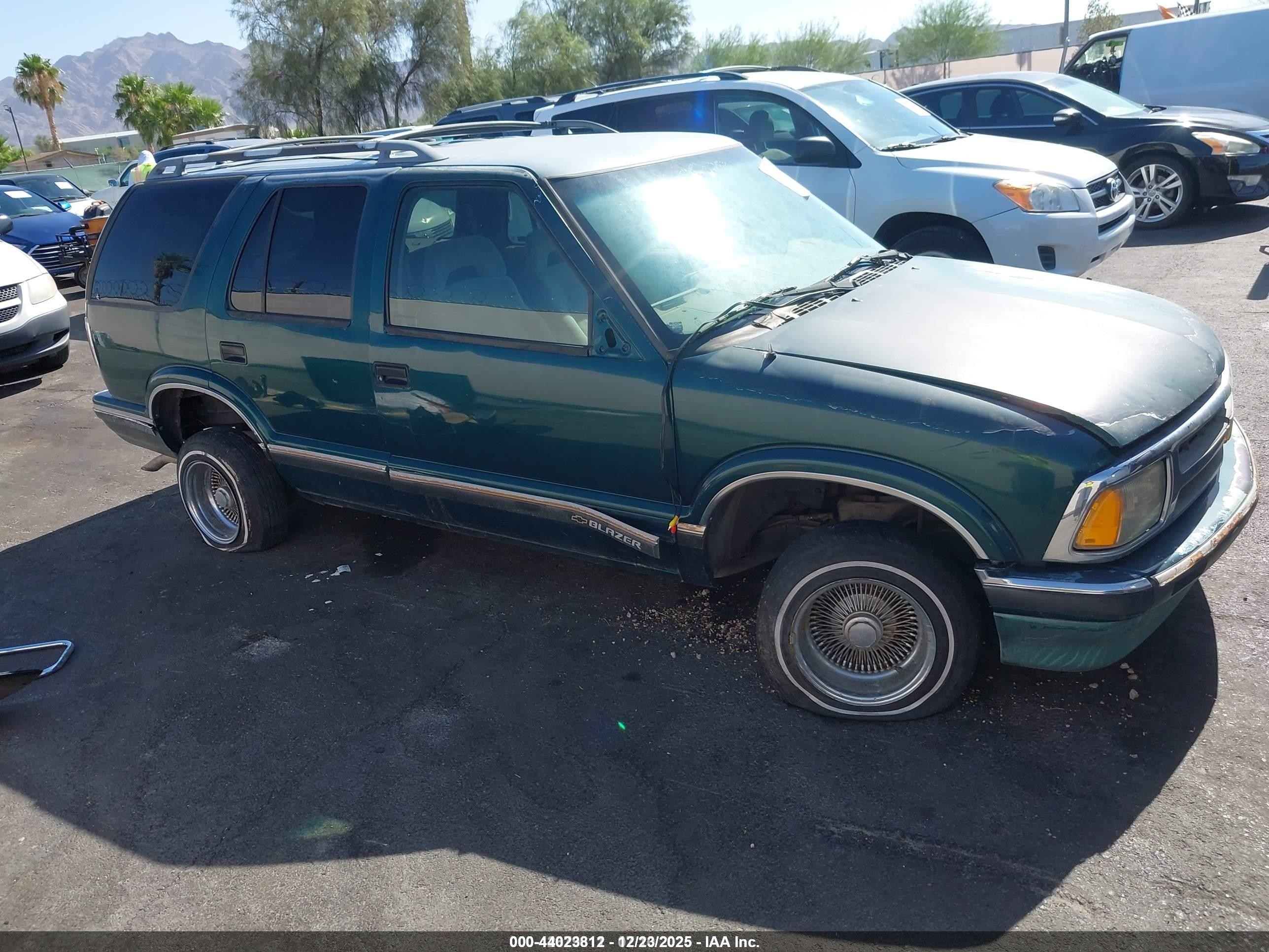 1997 Chevrolet Blazer Ls Зеленый vin: 1GNCS13W8V2168906