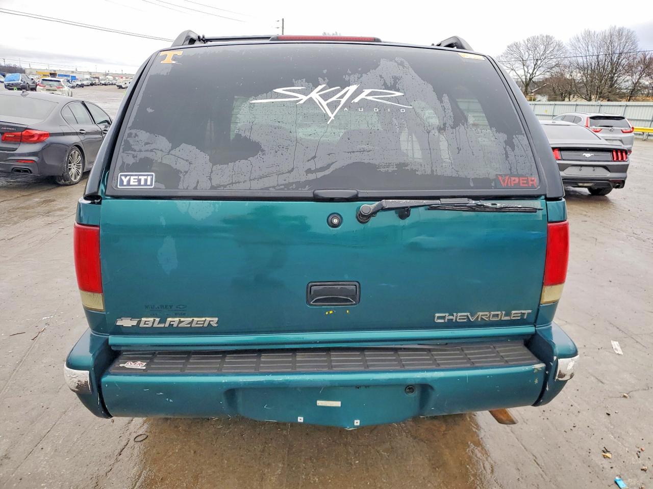 1997 Chevrolet Blazer Зеленый vin: 1GNCS13W9V2260591