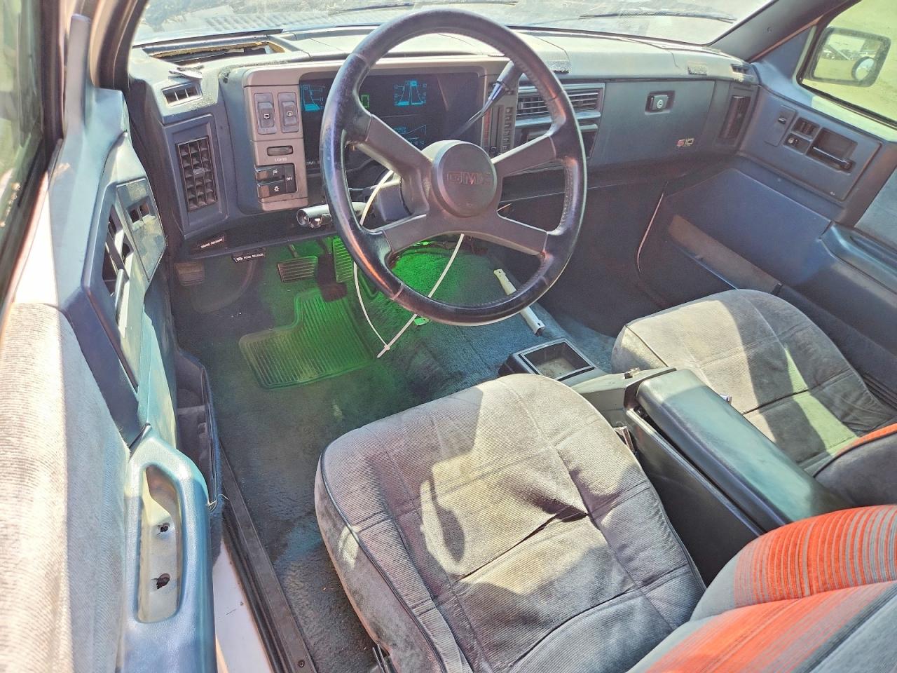 1994 Chevrolet Blazer S10 White vin: 1GNCS18W5R0106700