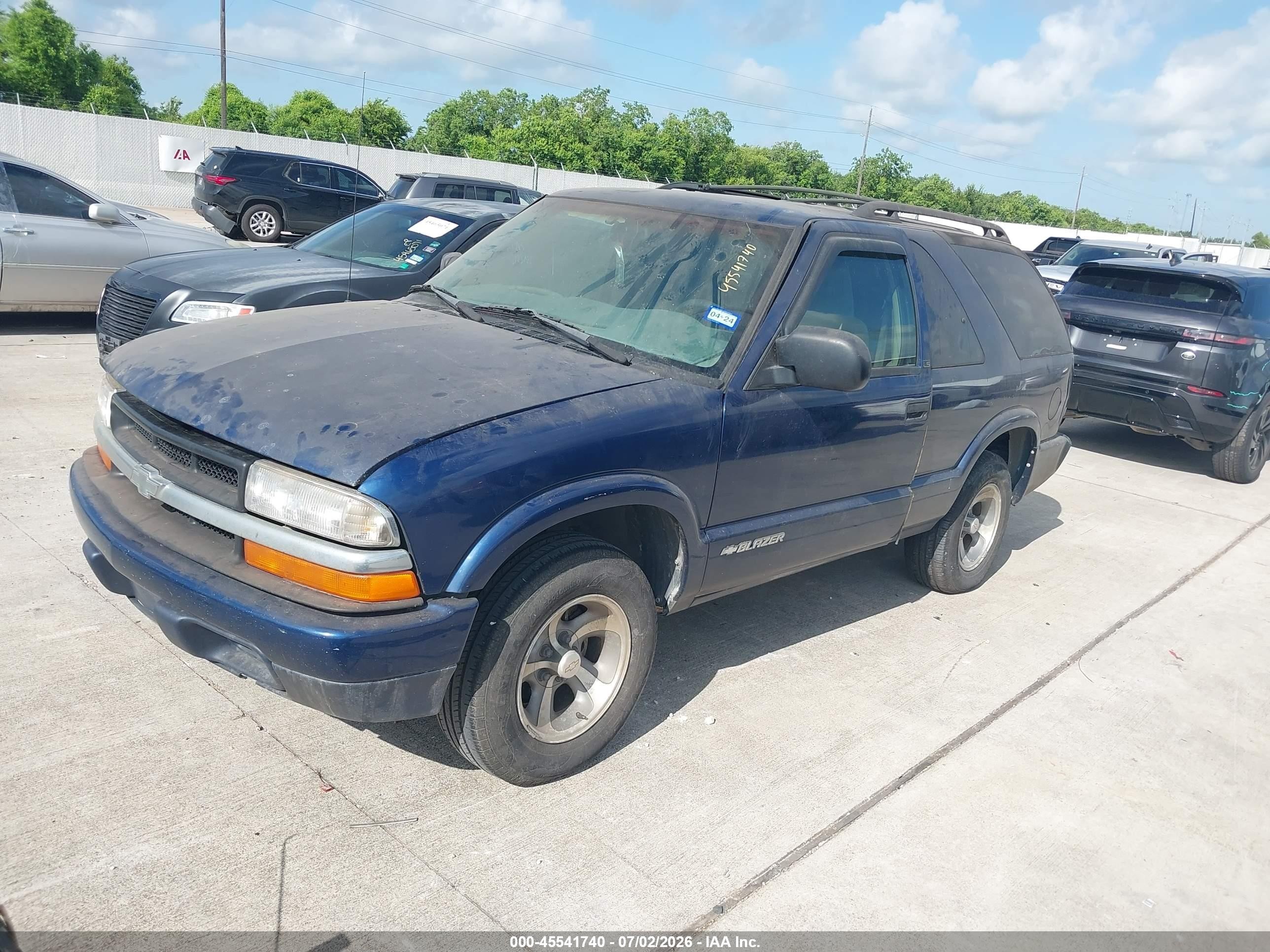 1999 Chevrolet Blazer   Blue vin: 1GNCS18W5XK219399